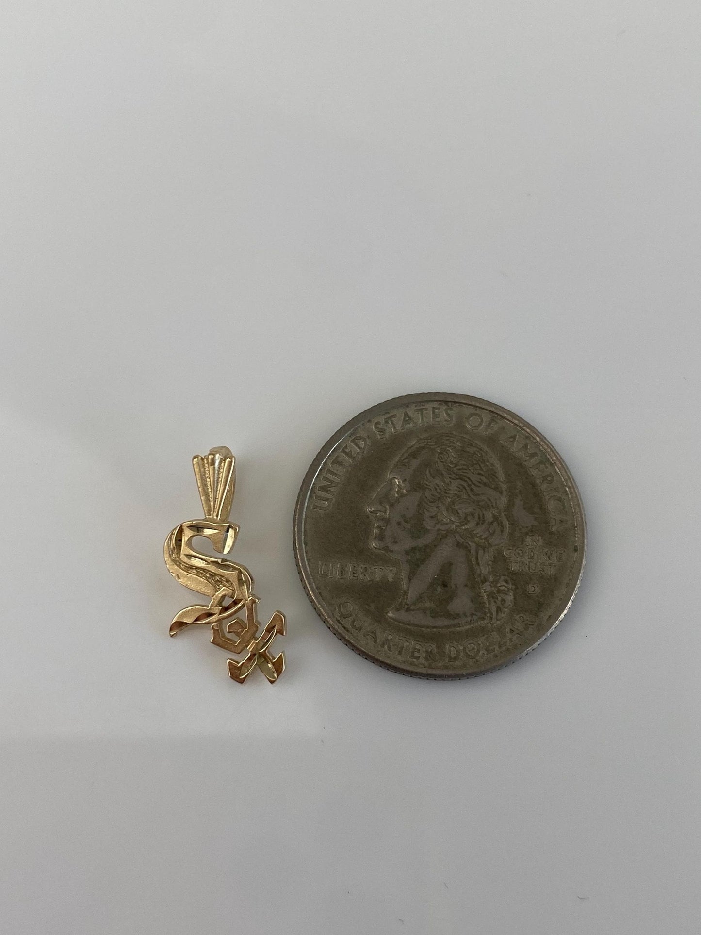 Vintage Solid 14k Yellow Gold Diamond Cut Chicago White Sox Baseball Charm