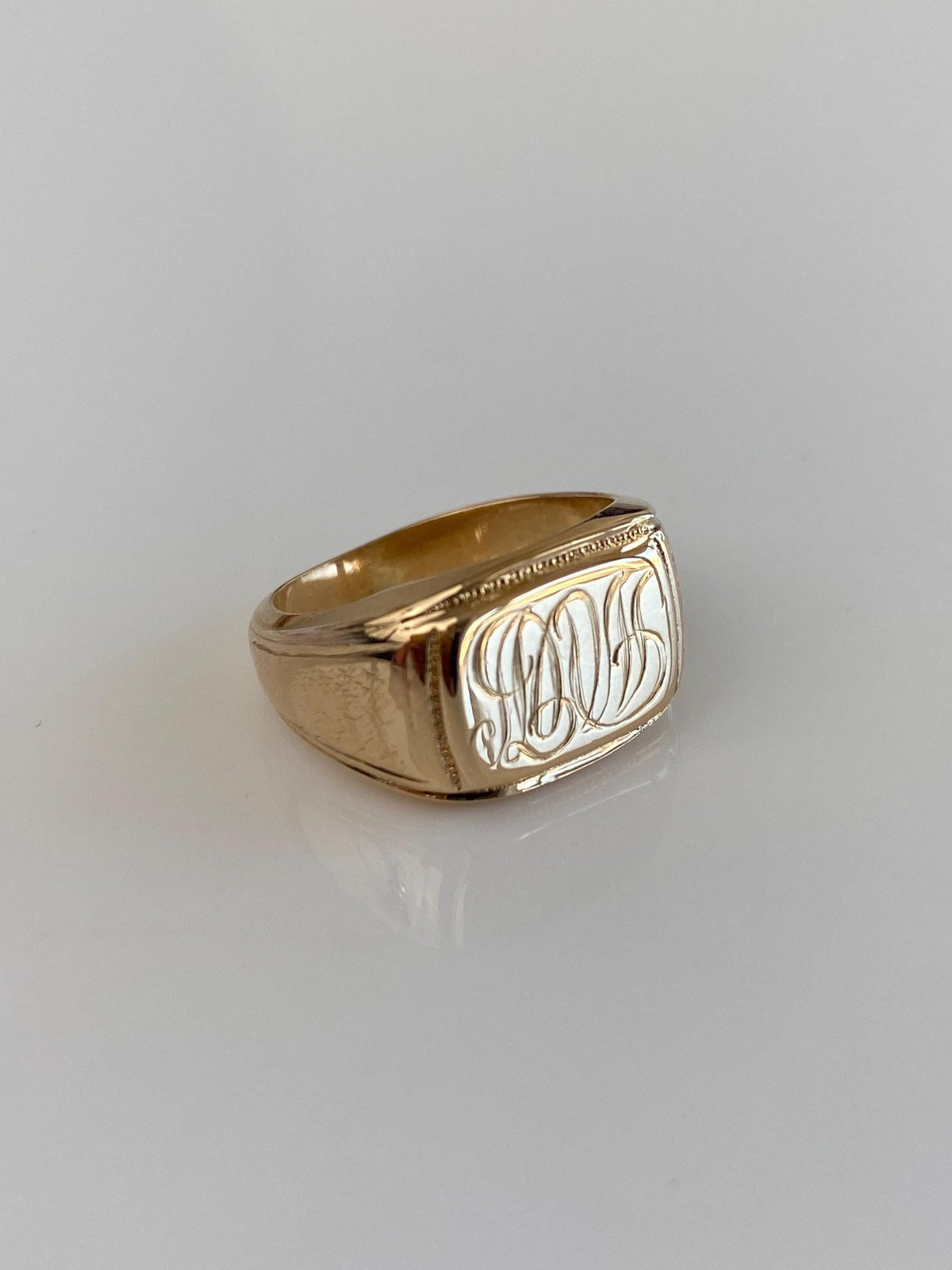 Vintage Solid 14k Yellow Gold Monogram Signet Ring - Size 4.75
