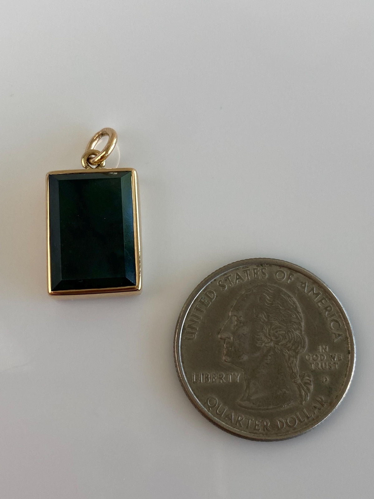 Vintage Solid 14k Yellow Gold Green Agate Cufflink Conversion Charm