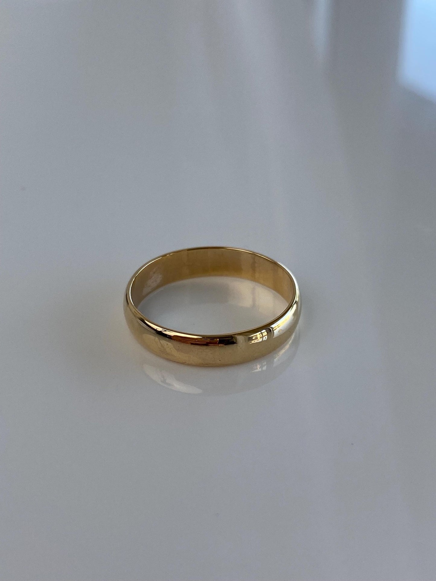 Vintage Solid 14k Yellow Gold Ring Band - Size 9.75