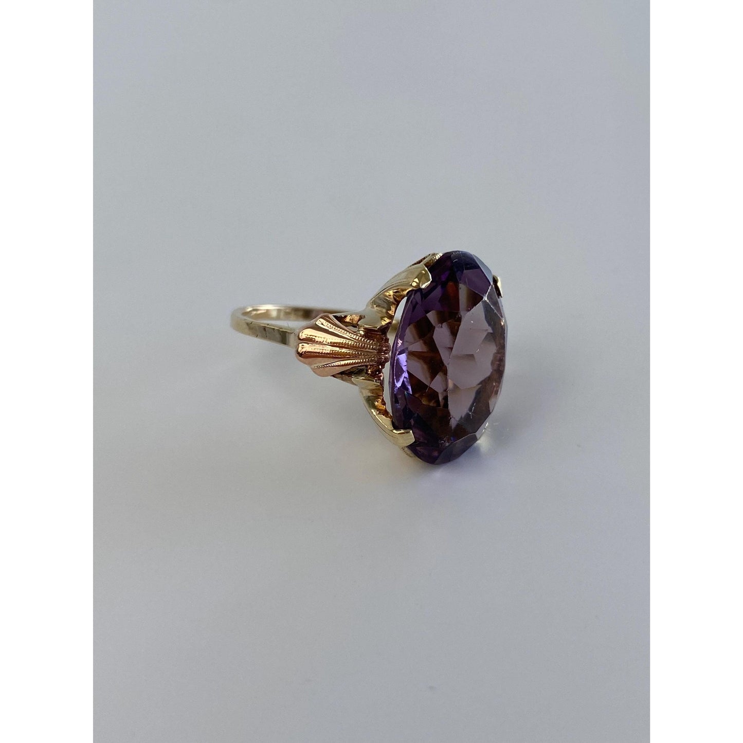 Solid 10k Yellow Gold Purple Cubic Zirconia Ring - Size 8.5
