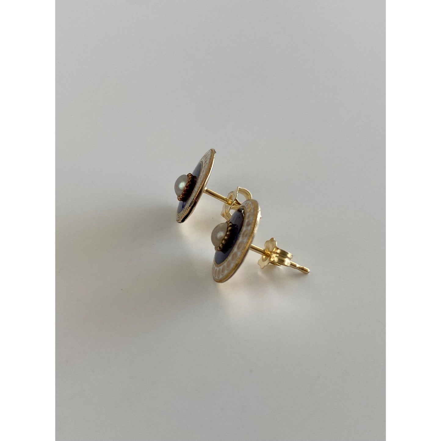 Vintage 14k Yellow Gold Enamel Pearl Stud Earrings