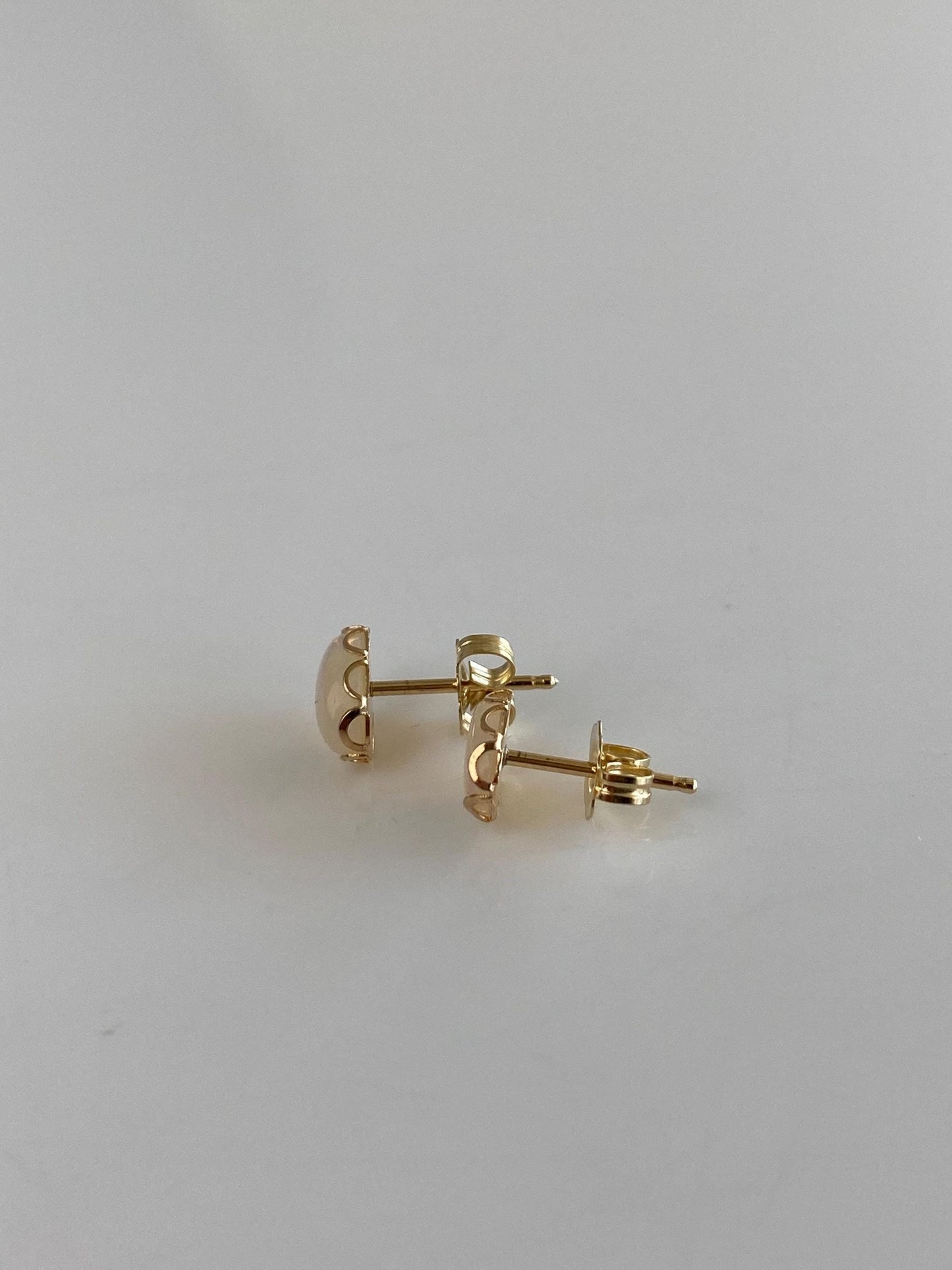 Vintage Solid 14k Yellow Gold Opal Stud Earrings