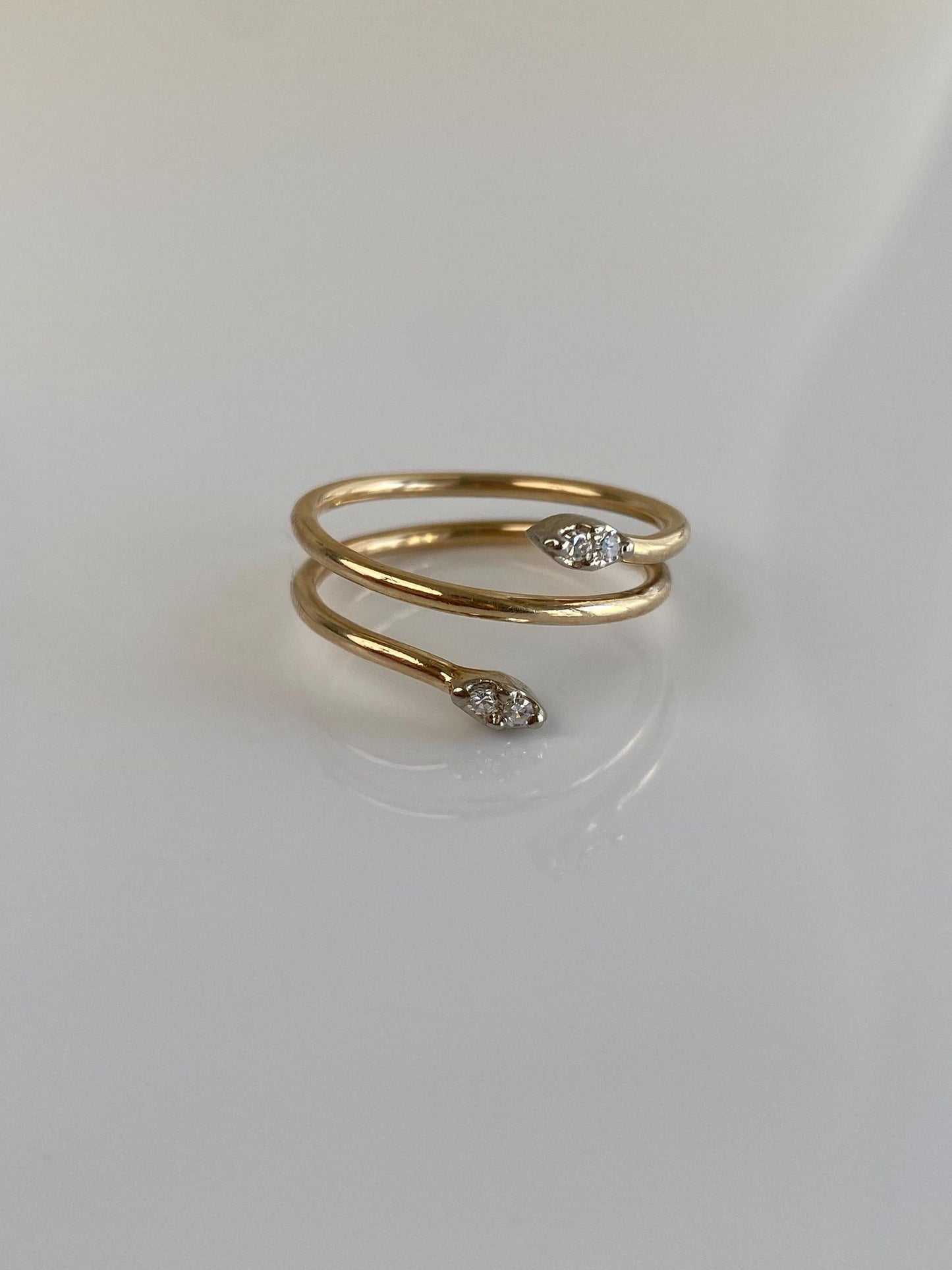 Vintage Solid 14k White & Yellow Gold Diamond Spring Ring - Size 8