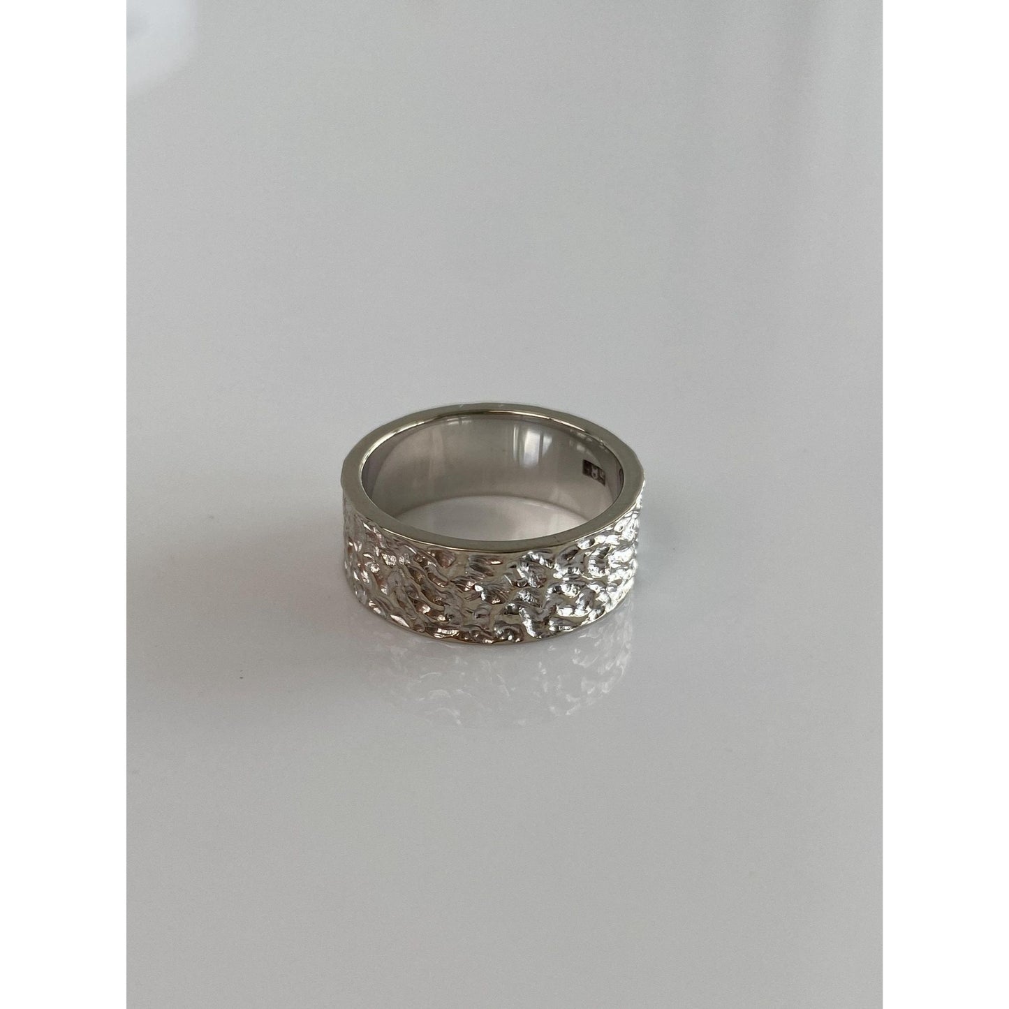Vintage Solid 14k White Gold Textured Ring Band - Size 5.5