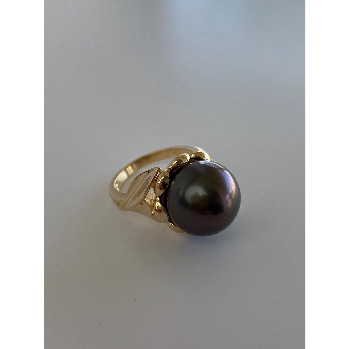 Vintage Solid 14k Yellow Gold Mabe Pearl Ring - Size 6