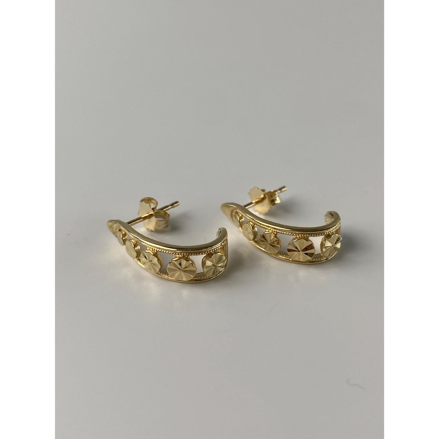 Vintage Solid 14k Yellow Gold Diamond Cut Drop Earrings