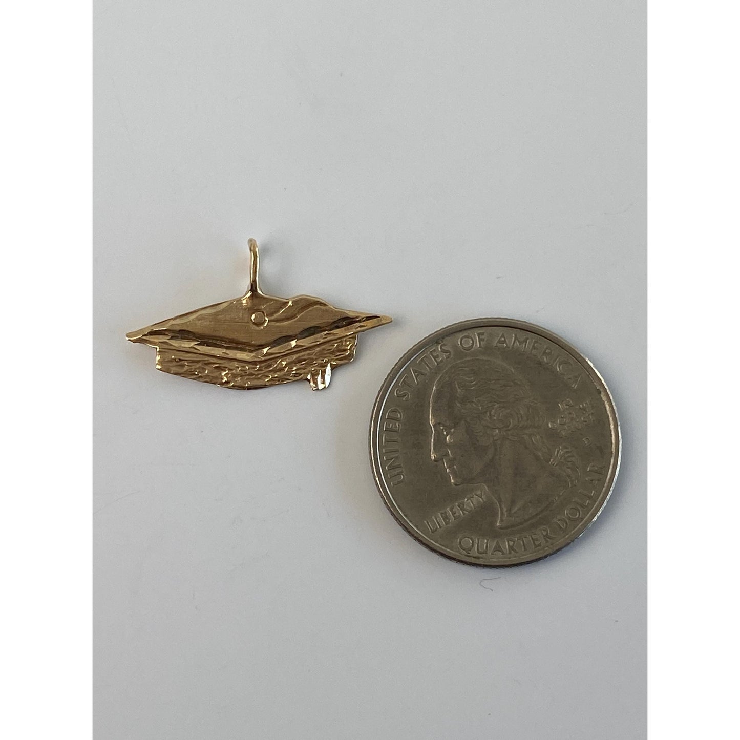 Vintage Solid 14k Yellow Gold Graduation Hat Charm