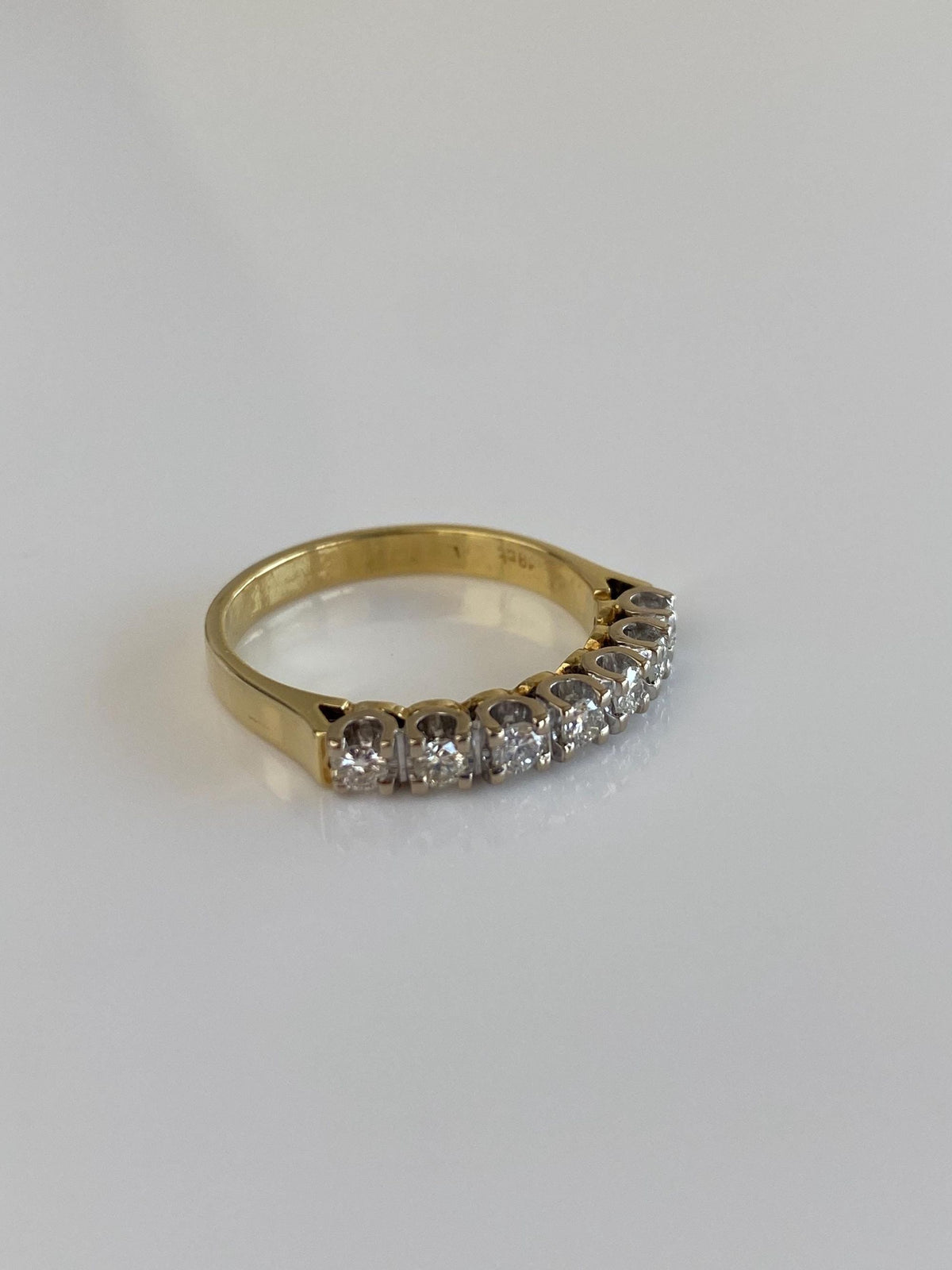 Vintage Solid 18k White & Yellow Gold Diamond Row Ring - Size 6.5