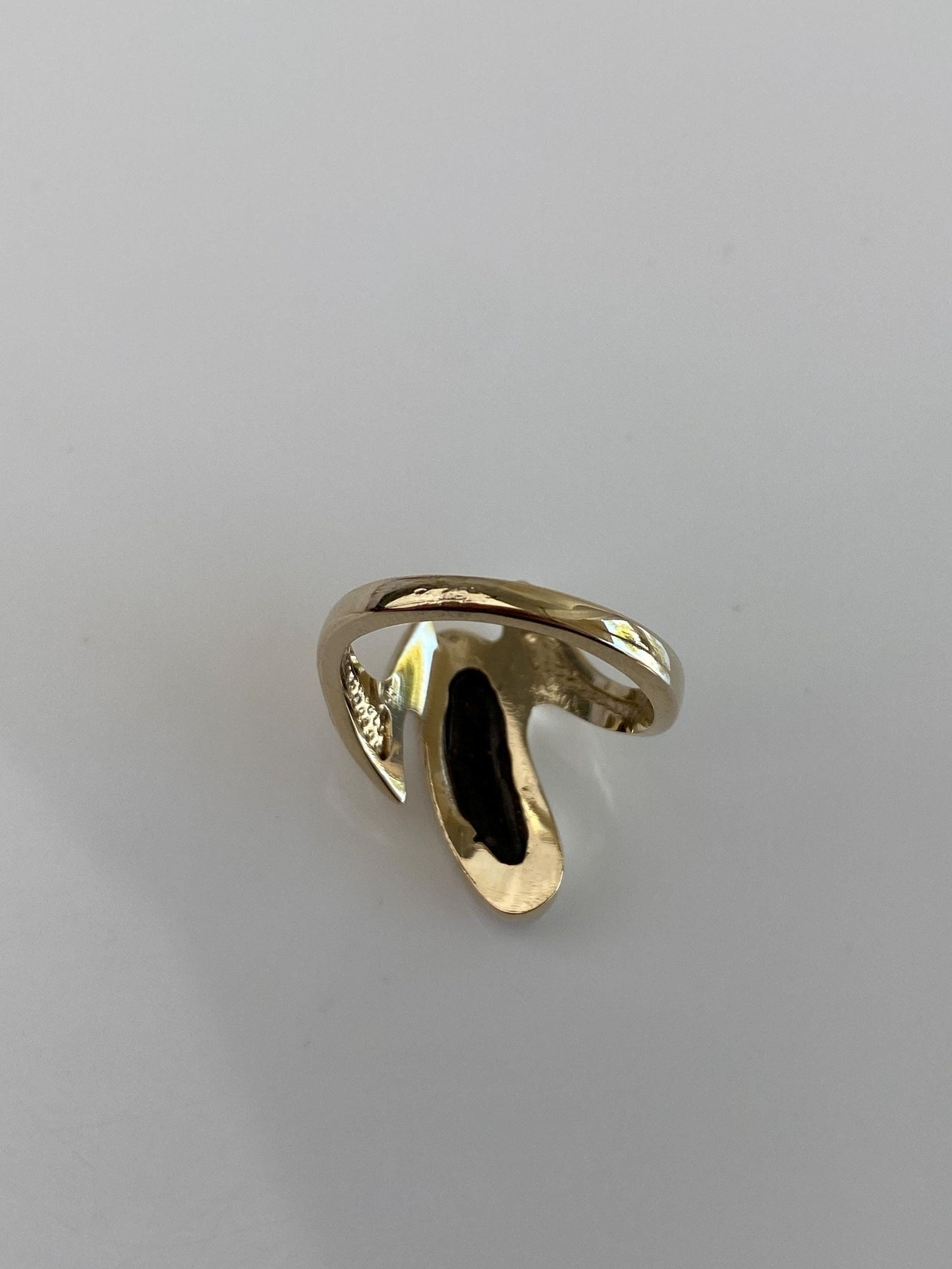 Vintage Solid 14k Yellow Gold Opal Doublet Ring - Size 5.75
