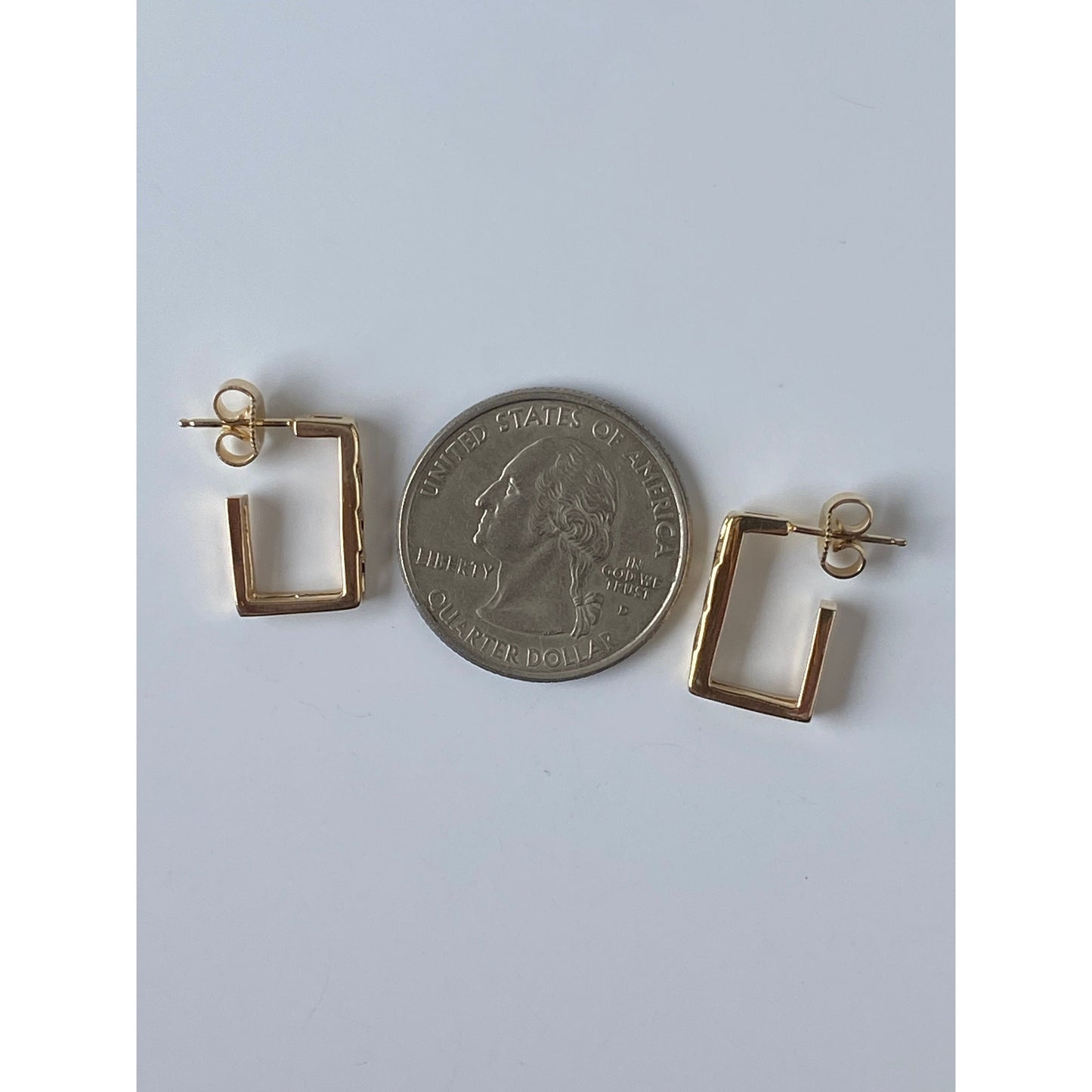 Vintage Solid 14k Yellow Gold Patterned Rectangle Hoop Earrings