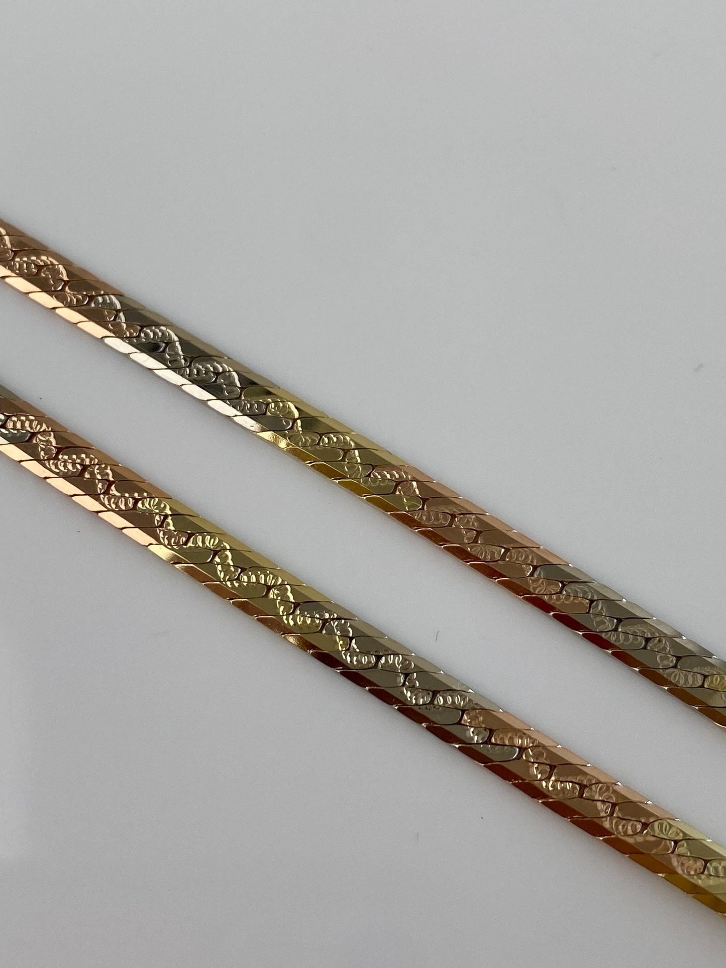 Vintage Solid 14k Tri Tone Gold Herringbone Chain Necklace - 24 inches