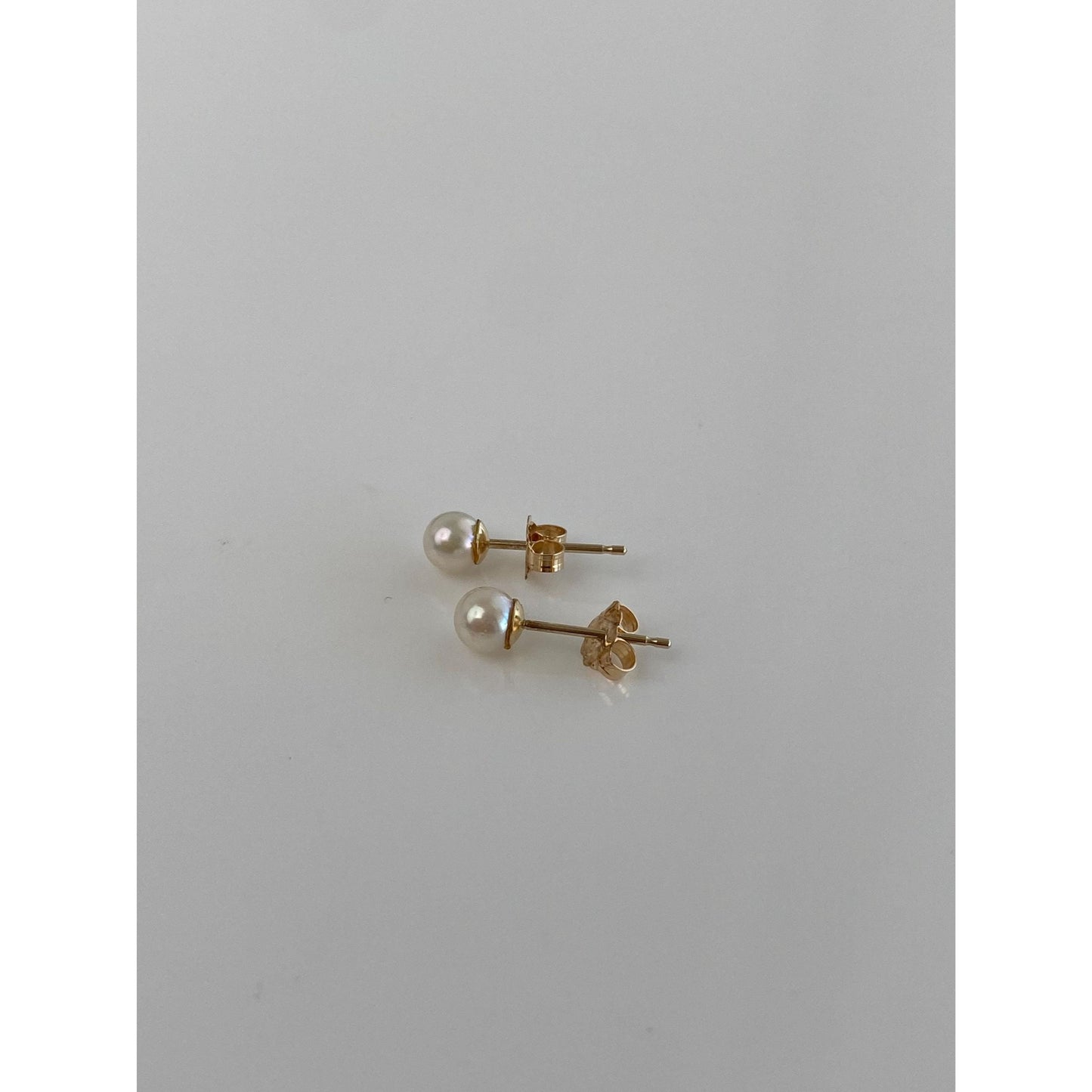 Vintage Solid 14k Yellow Gold Little Pearl Stud Earrings