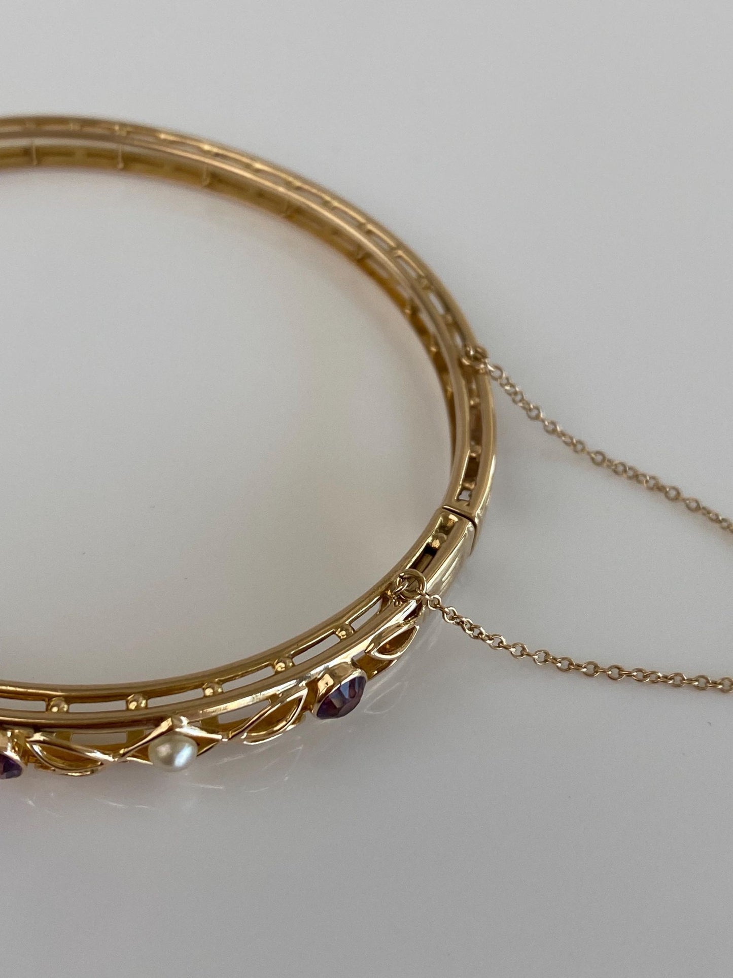 Vintage Solid 14k Yellow Gold Pearl Amethyst Open Work Bangle Bracelet