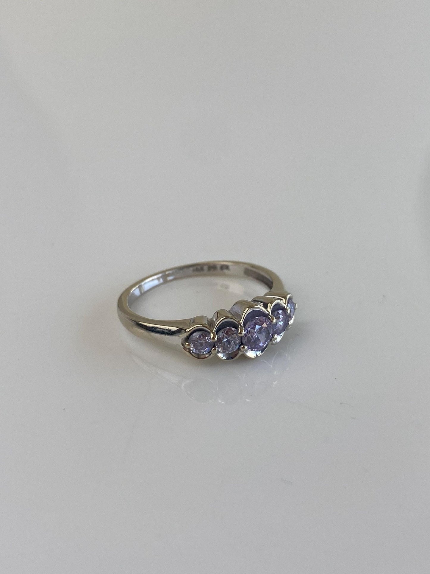 Solid 14k White Gold Light Purple Cubic Zirconia Row Ring - Size 6.5
