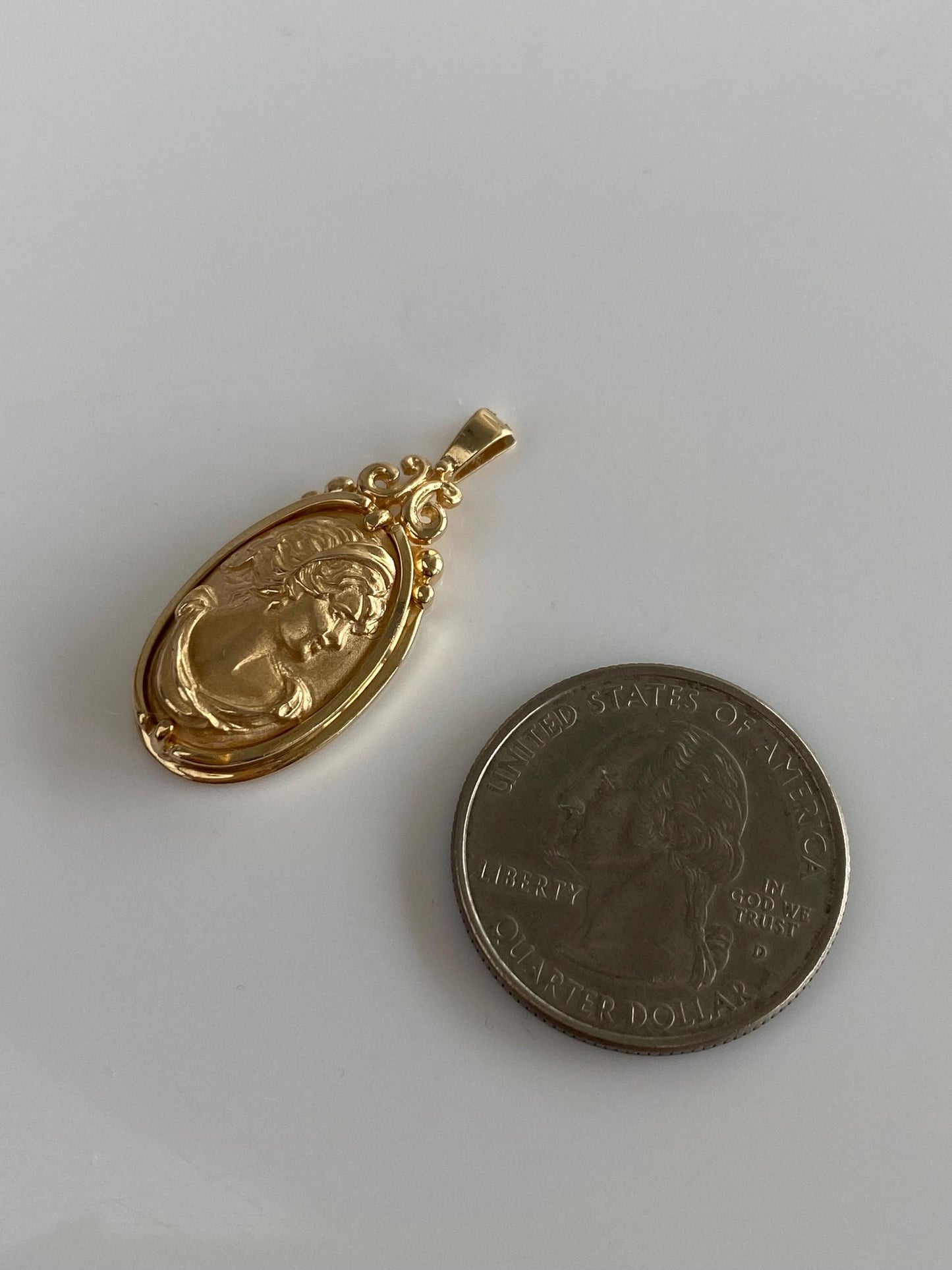 Vintage Solid 14k Yellow Gold Cameo Charm