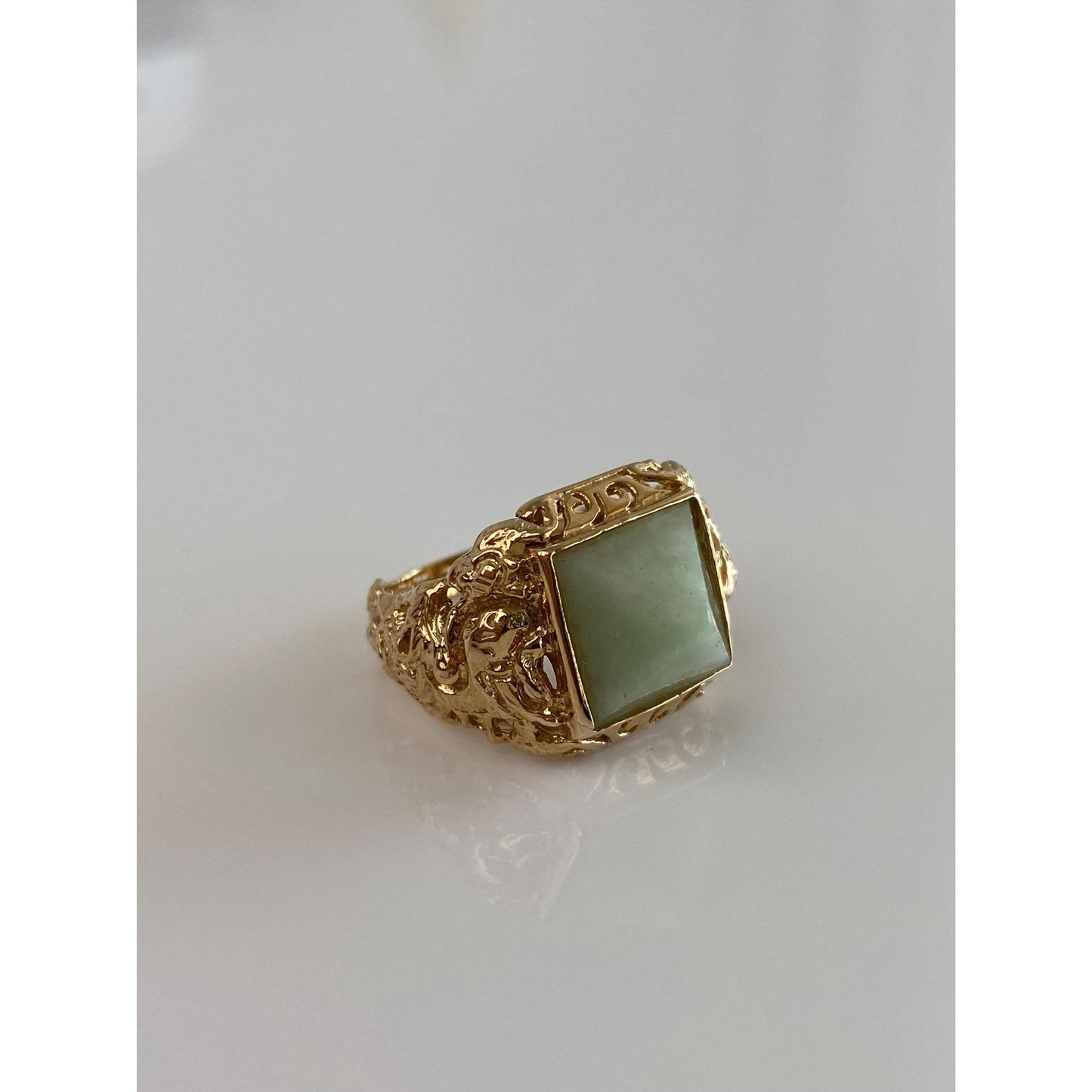 Solid 14k Yellow Gold Jade Pyramid Open Work Ring Band - Size 5.5