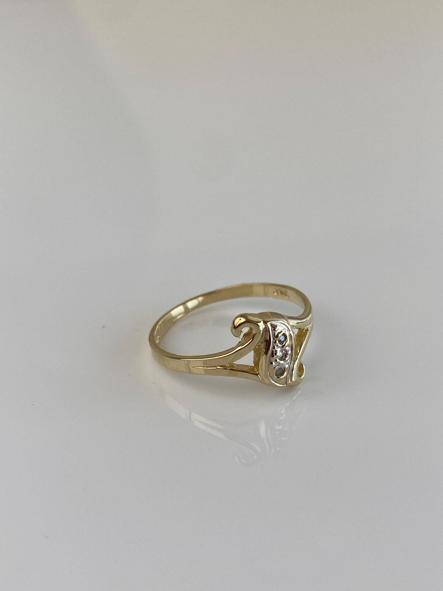 Vintage Solid 14k White & Yellow Gold Diamond Ring - Size 6.75