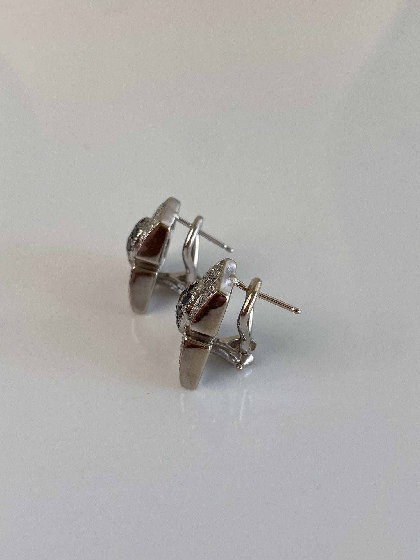 Vintage Solid 14k White Gold Black & Clear Diamond Drop Earrings