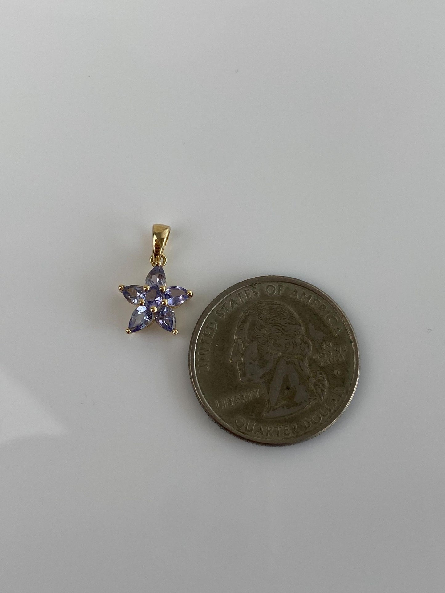 Vintage Solid 14k Yellow Gold Tanzanite Flower Charm