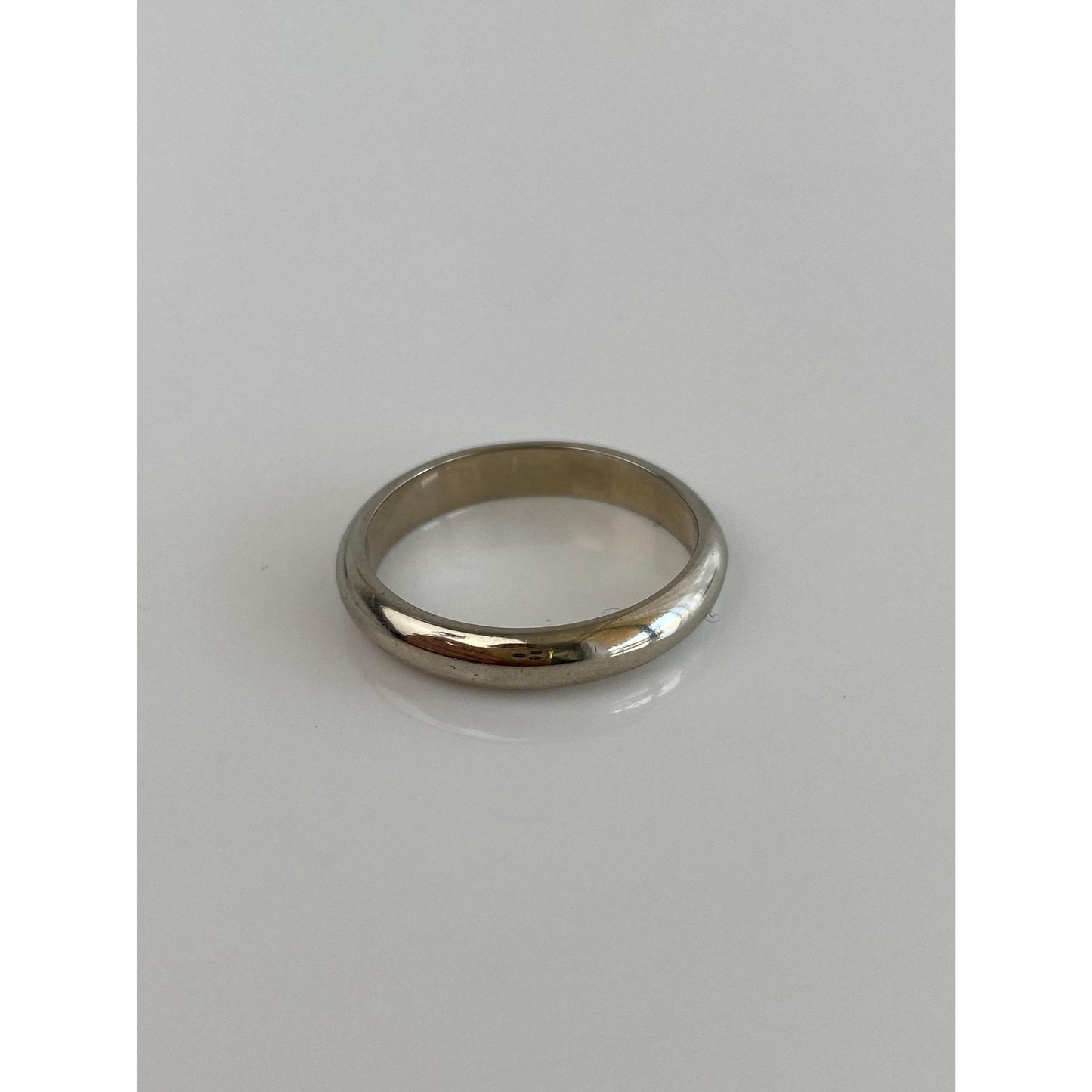 Vintage Solid 14k White Gold Ring Band - Size 8.25