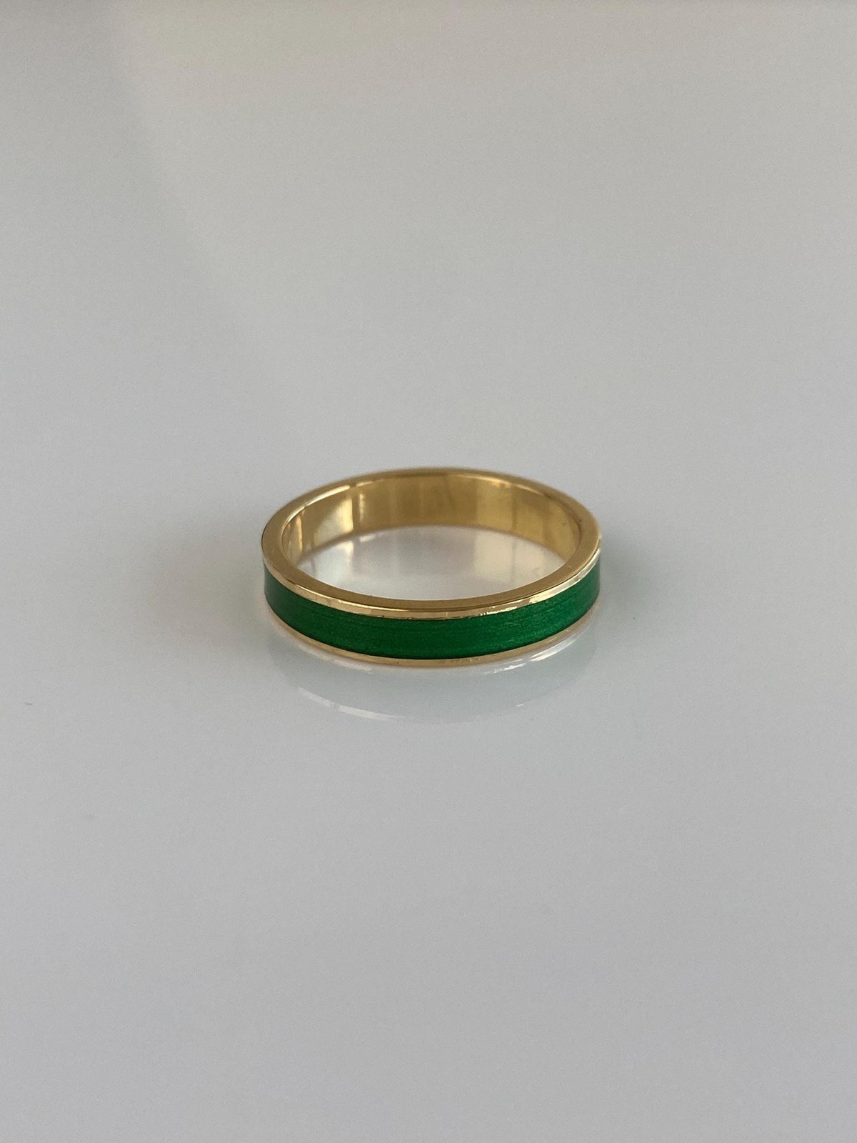 Vintage Solid 18k Yellow Gold Green Enamel Inlay Ring Band - Size 6