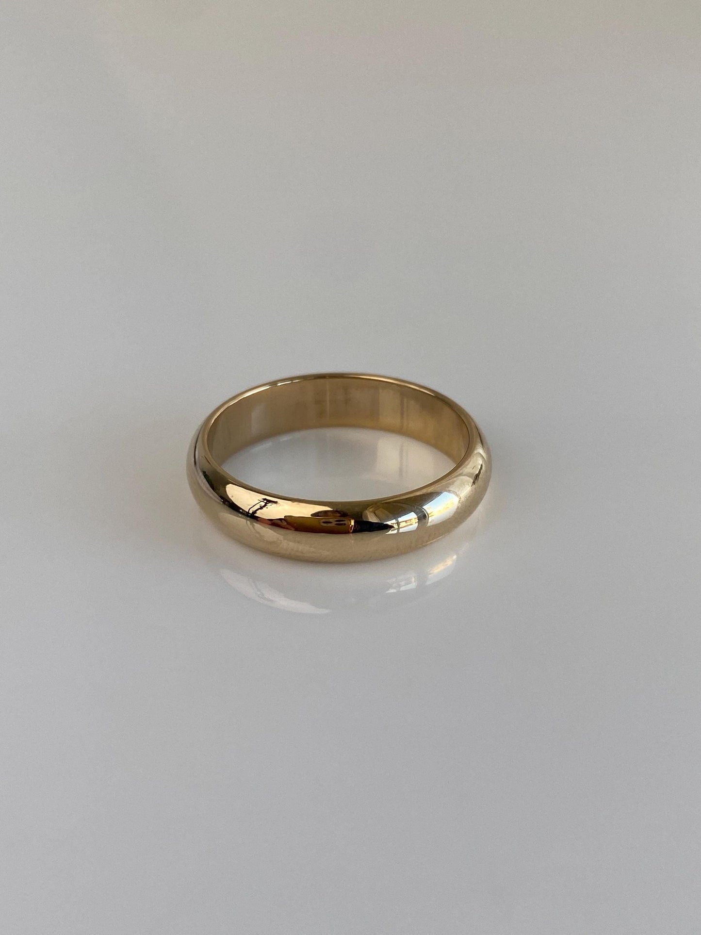 Vintage Solid 14k Yellow Gold Ring Band - Size 8.5