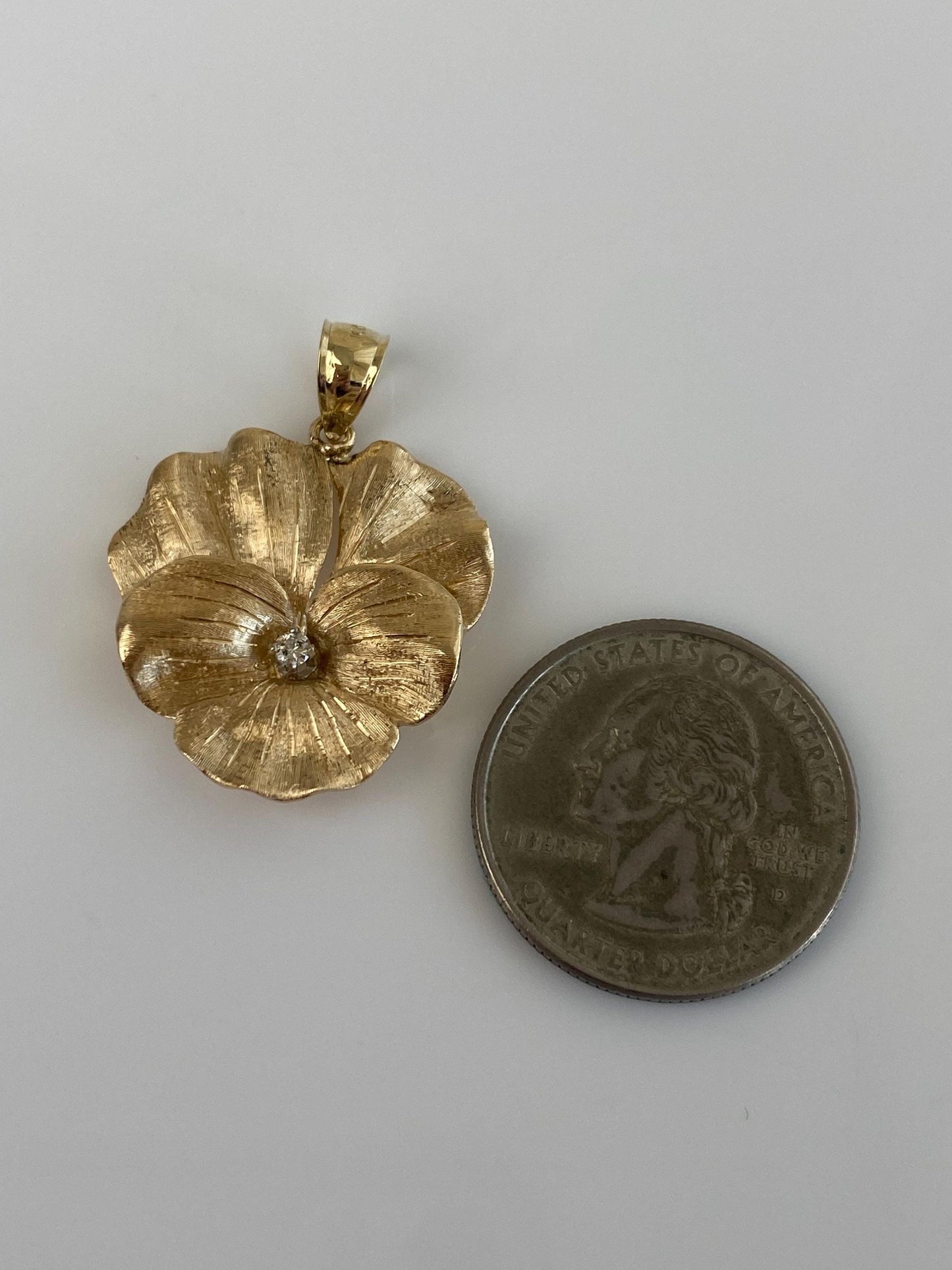Vintage Solid 14k Yellow Gold Diamond Flower Charm