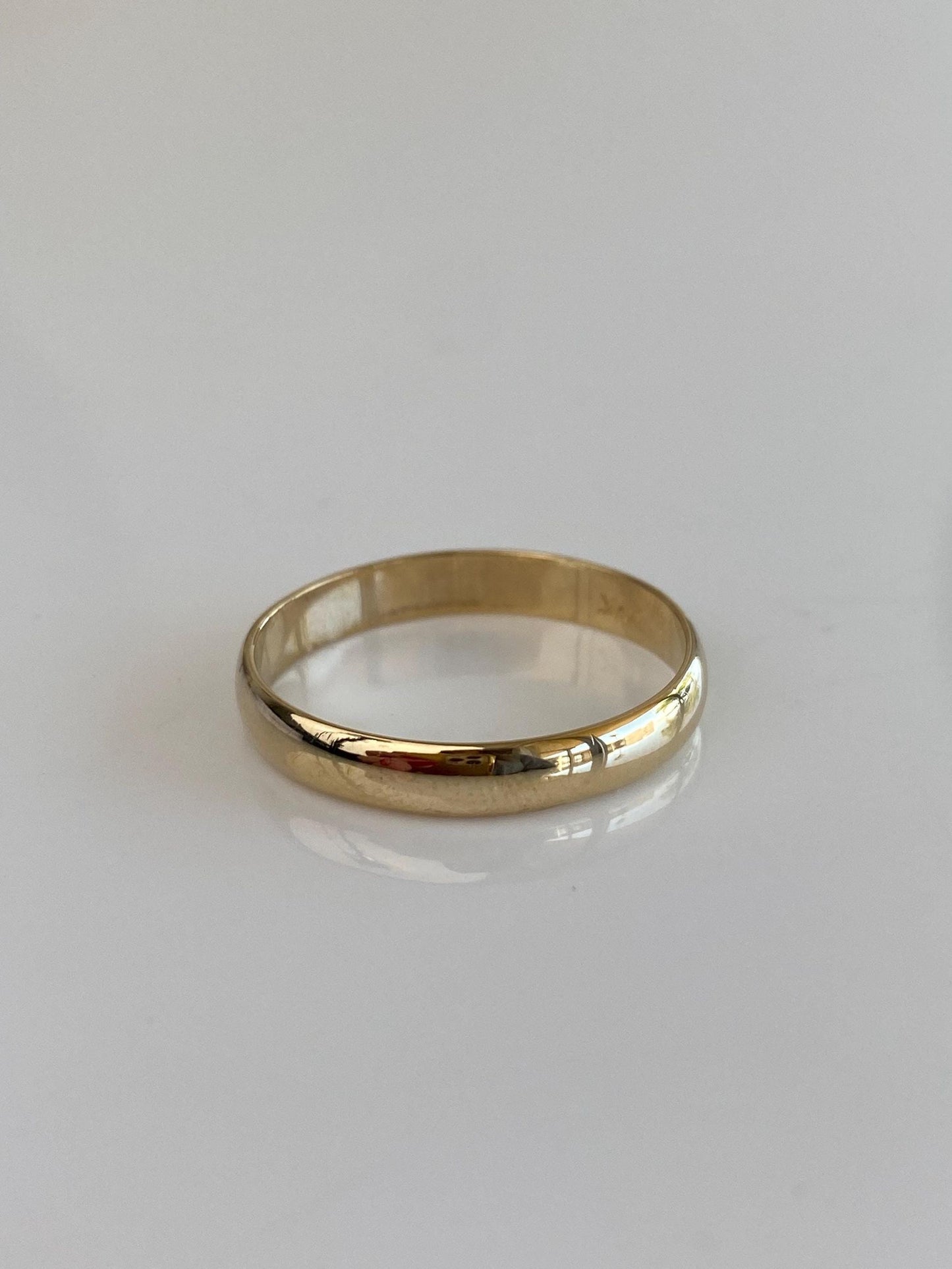 Vintage Solid 14k Yellow Gold Ring Band - Size 9.75