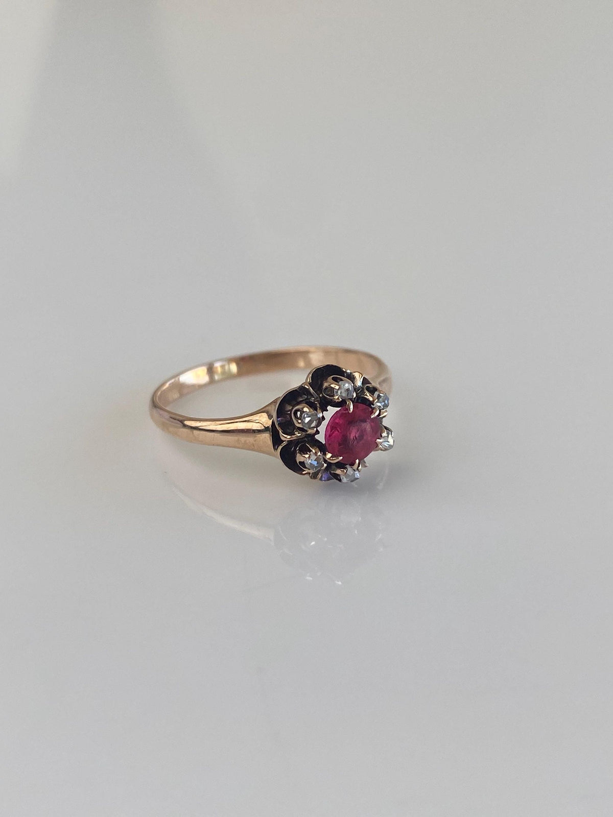 Solid 10k Rosey Gold Diamond Halo Pink Cubic Zirconia Ring - Size 6.5