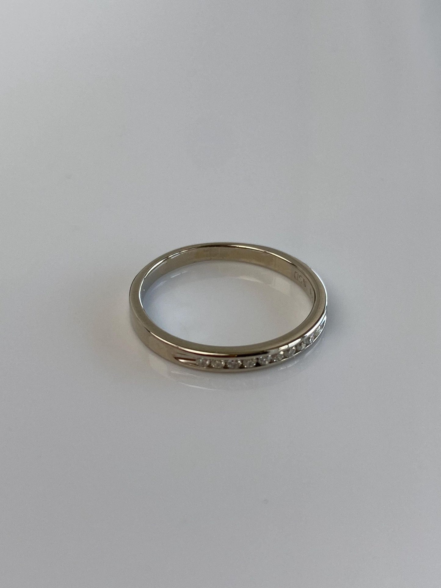 Vintage Solid 14k White Gold Diamond Slim Ring Band - Size 5.75