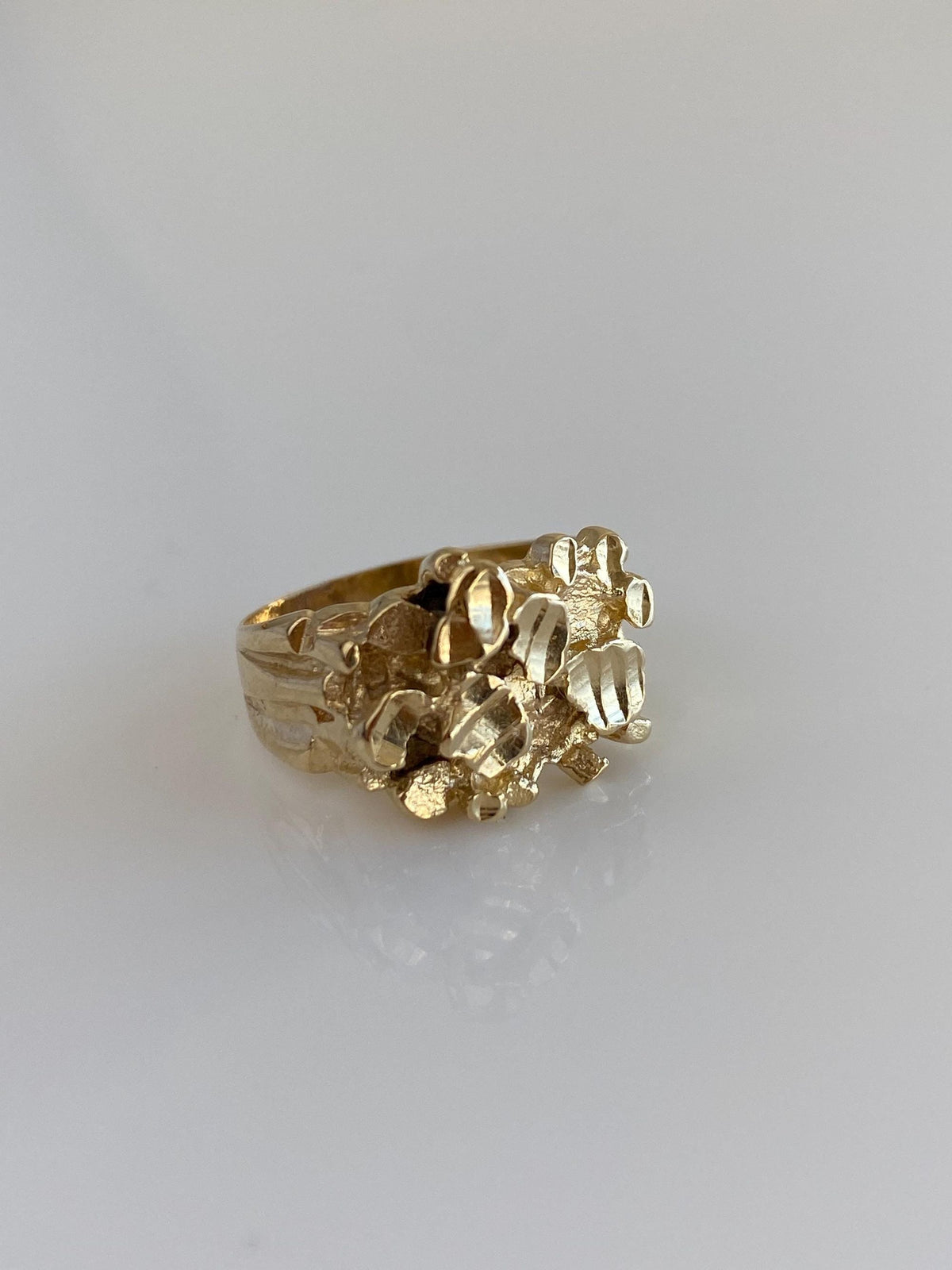 Vintage Solid 14k Yellow Gold Diamond Cut Nugget Texture Ring - Size 5.5-5.75