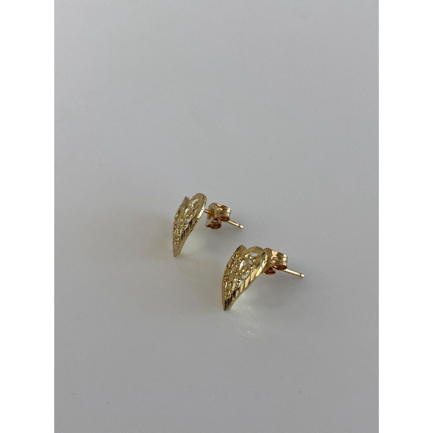 Solid 14k Yellow Gold Filigree Heart Stud Earrings