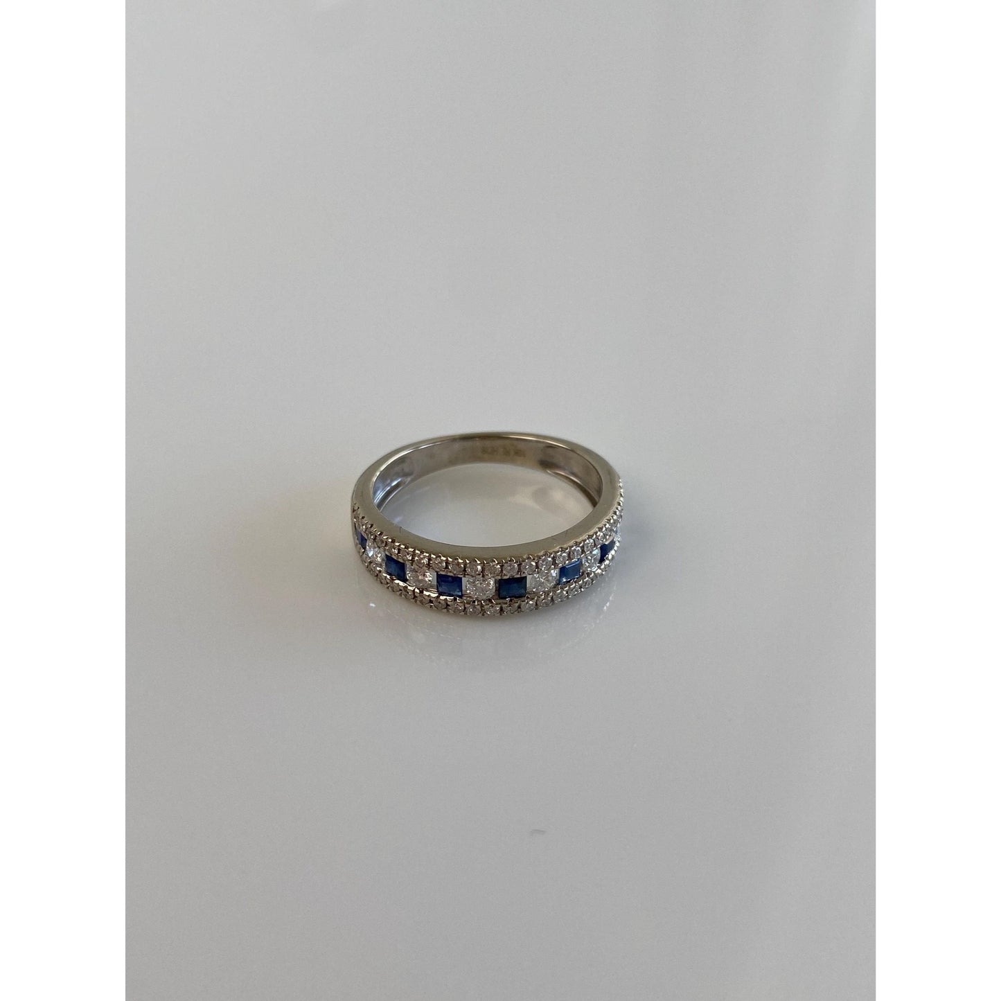 Vintage Solid 10k White Gold Clear & Blue Sapphire Ring Band - Size 5.25