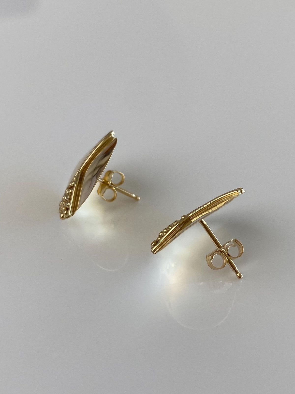 Vintage Solid 14k Yellow Gold Granuales Circles Drop Earrings