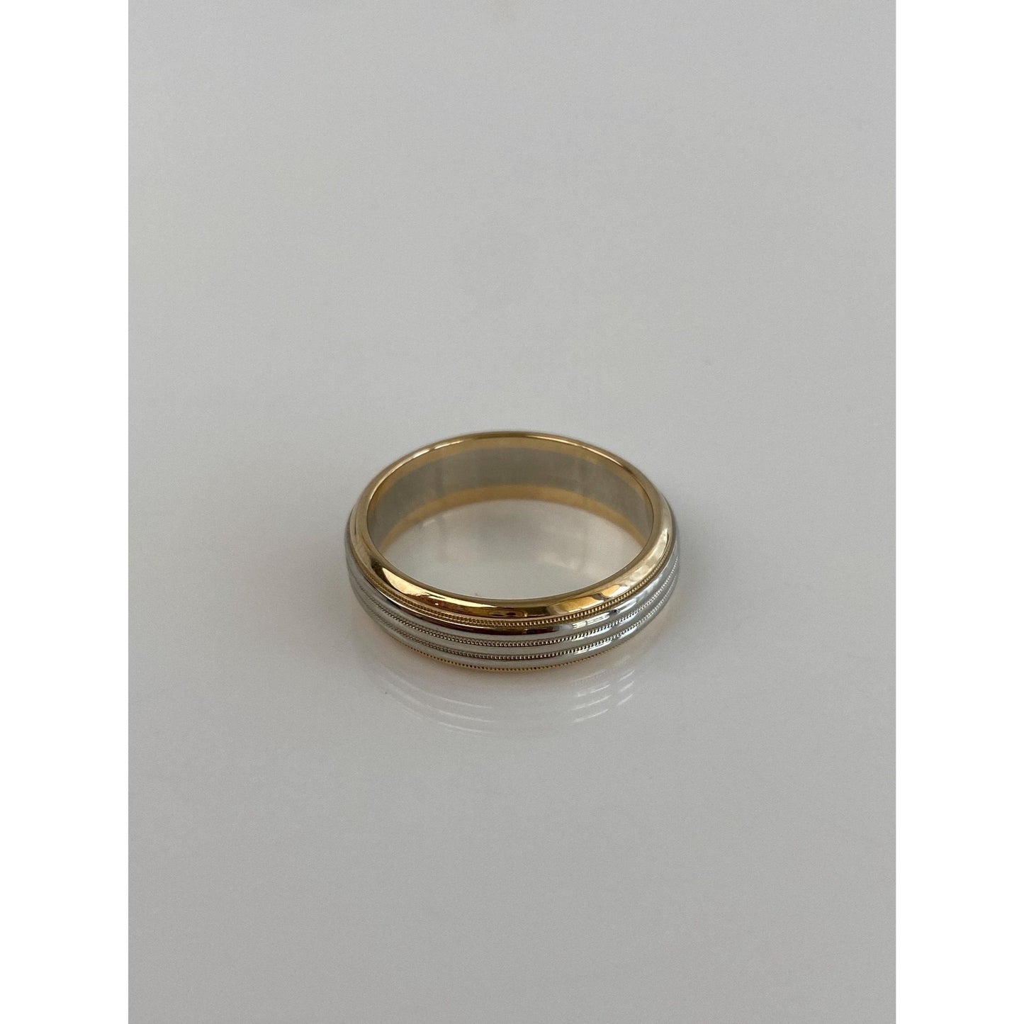 Vintage Solid 14k White & Yellow Gold Lined Ring Band - Size 8.25-8.5