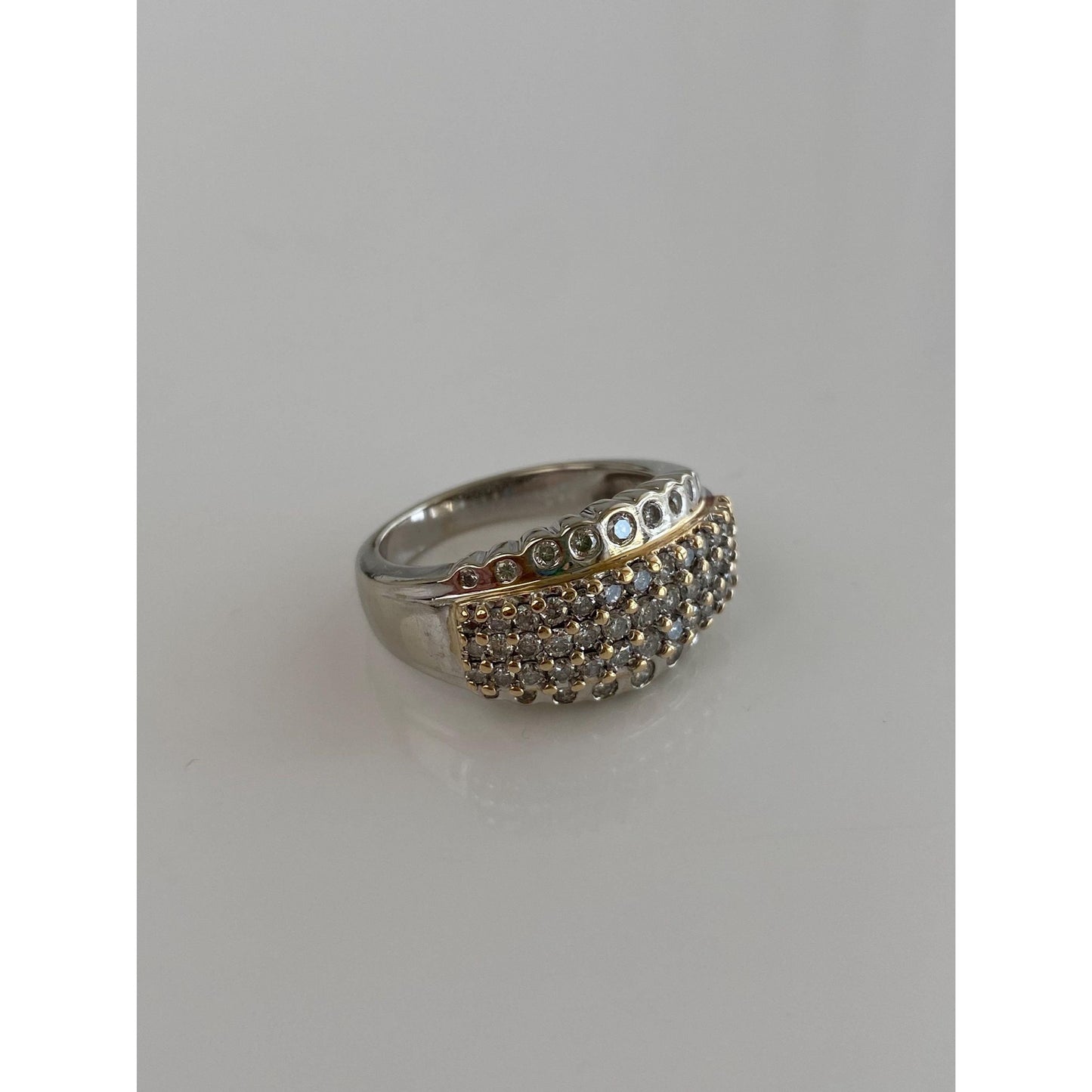 Vintage Solid 14k White & Yellow Gold Diamond Ring Band - Size 6.75