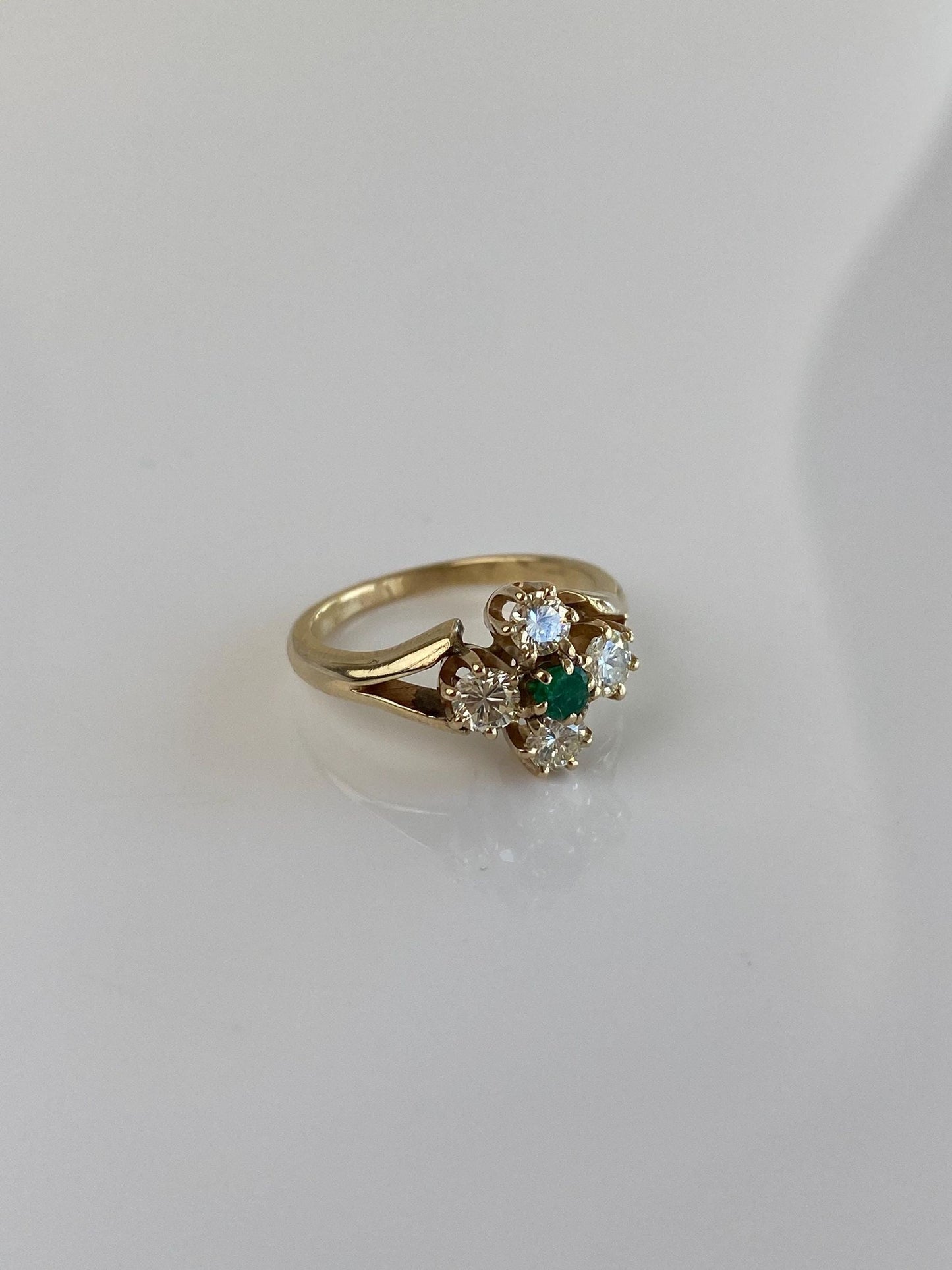 Vintage Solid 14k Yellow Gold Diamond Emerald Ring - Size 5.5