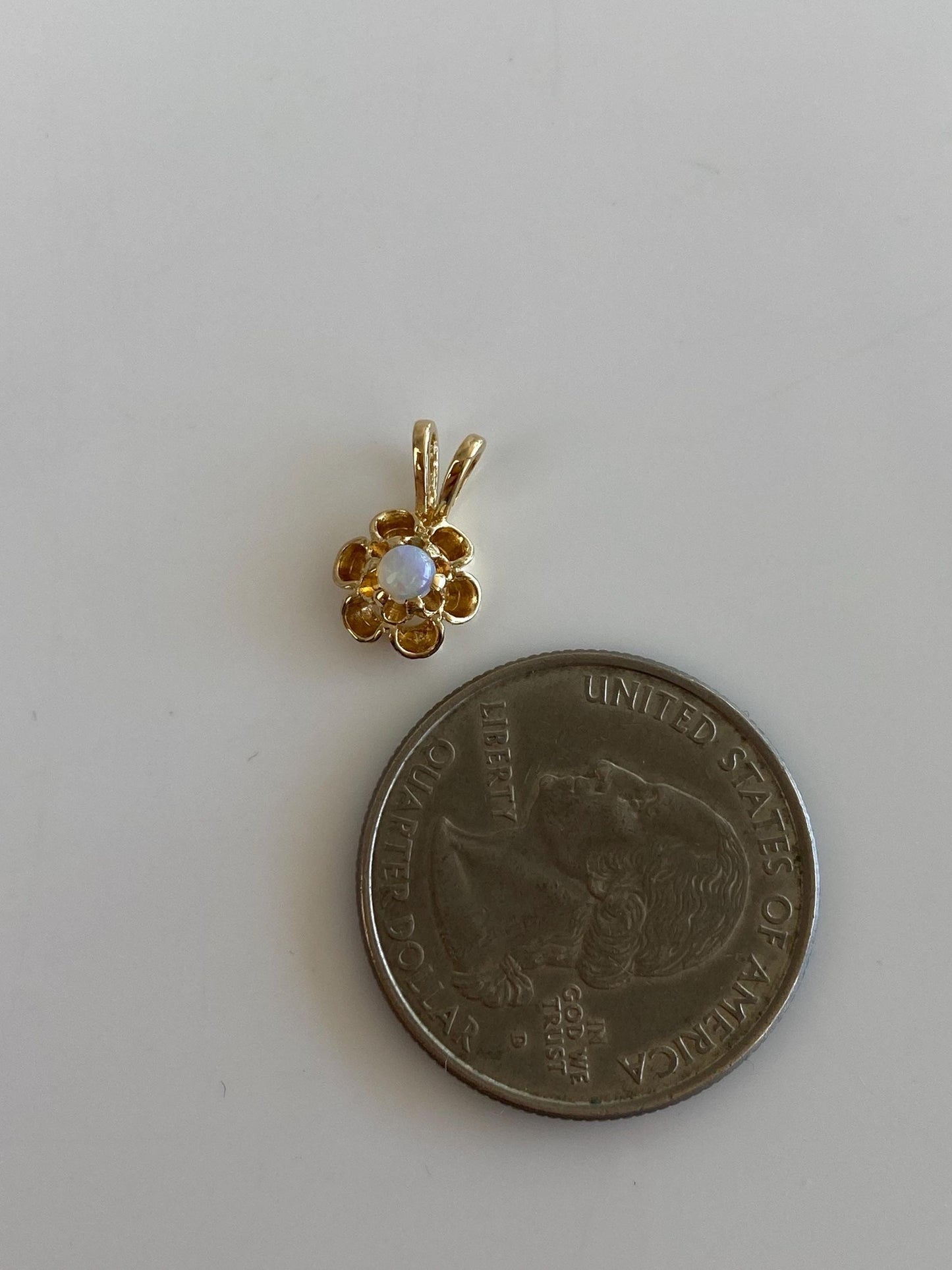 Vintage Solid 14k Yellow Gold Opal Flower Charm