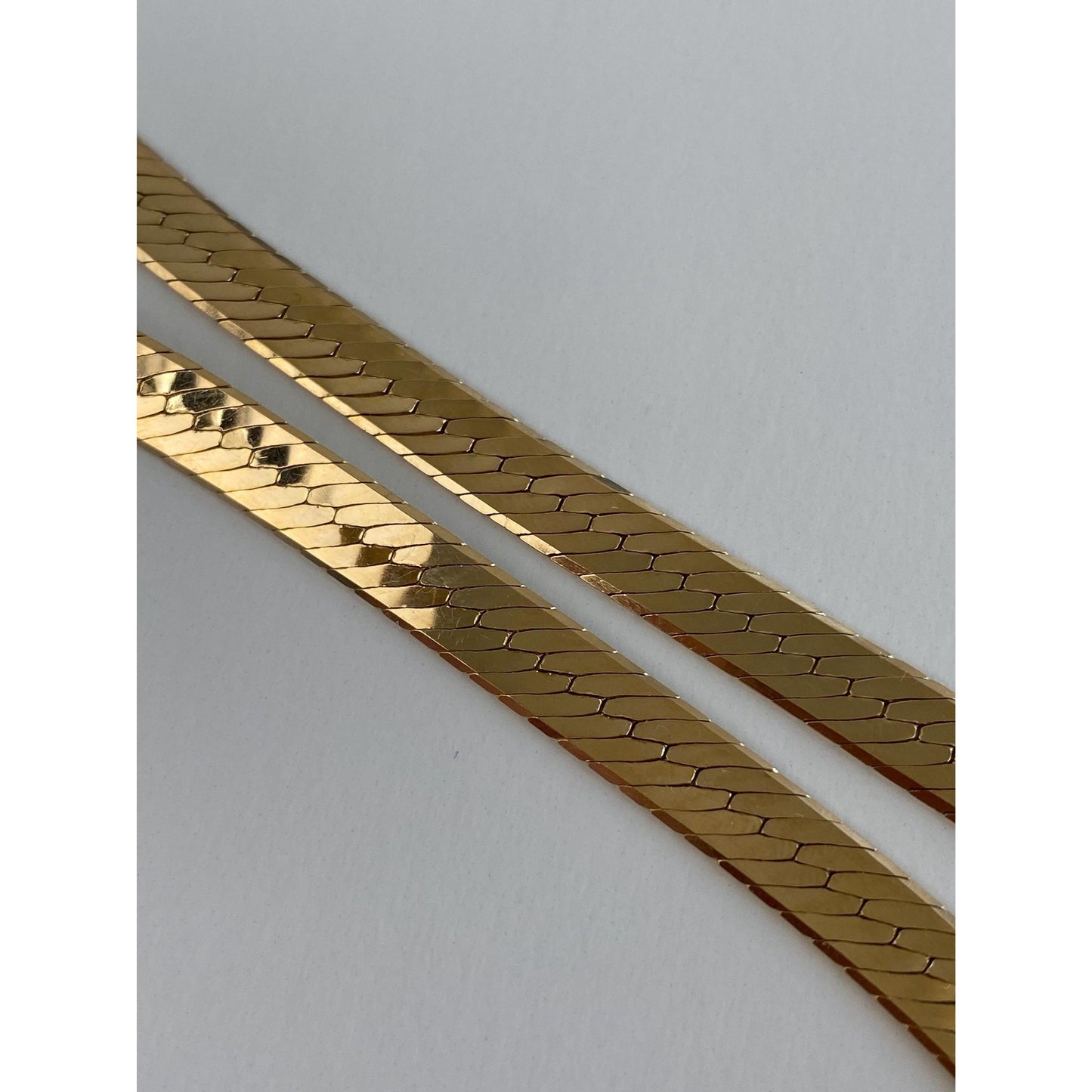 Vintage Solid 14k Yellow Gold Herringbone Chain Necklace - 16.25 inches