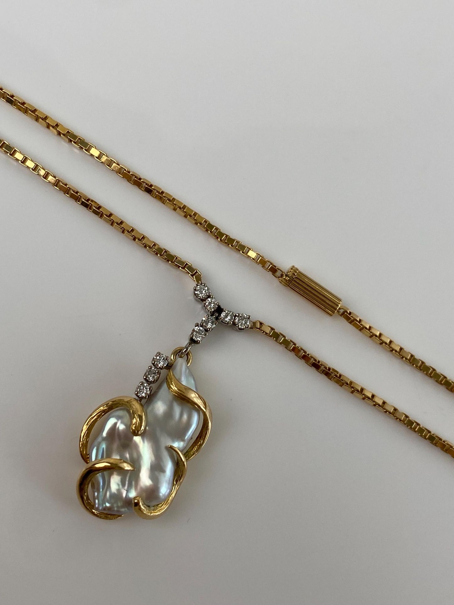 Vintage Solid 18k Yellow Gold Diamond Free Form Pearl Box Chain Necklace - 18.5 inches