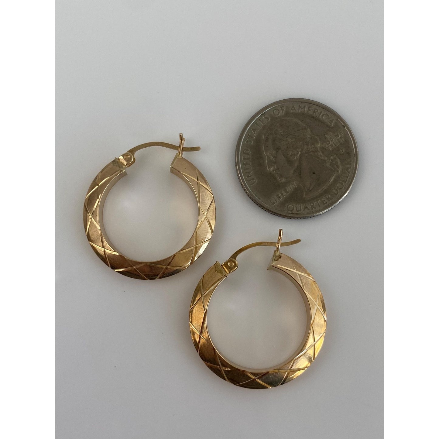 Vintage Solid 10k Yellow Gold Diamond Cut Designed Hoop Earrings