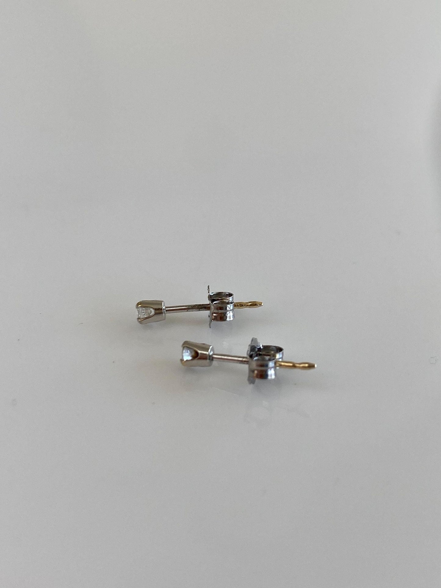 Vintage Solid 14k White Gold Clear Sapphire Studs