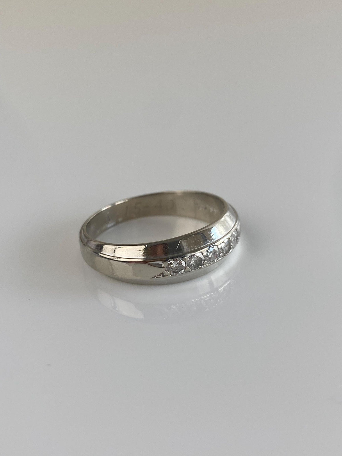 Vintage Solid 14k White Gold Diamond Ring Band - Size 10.5