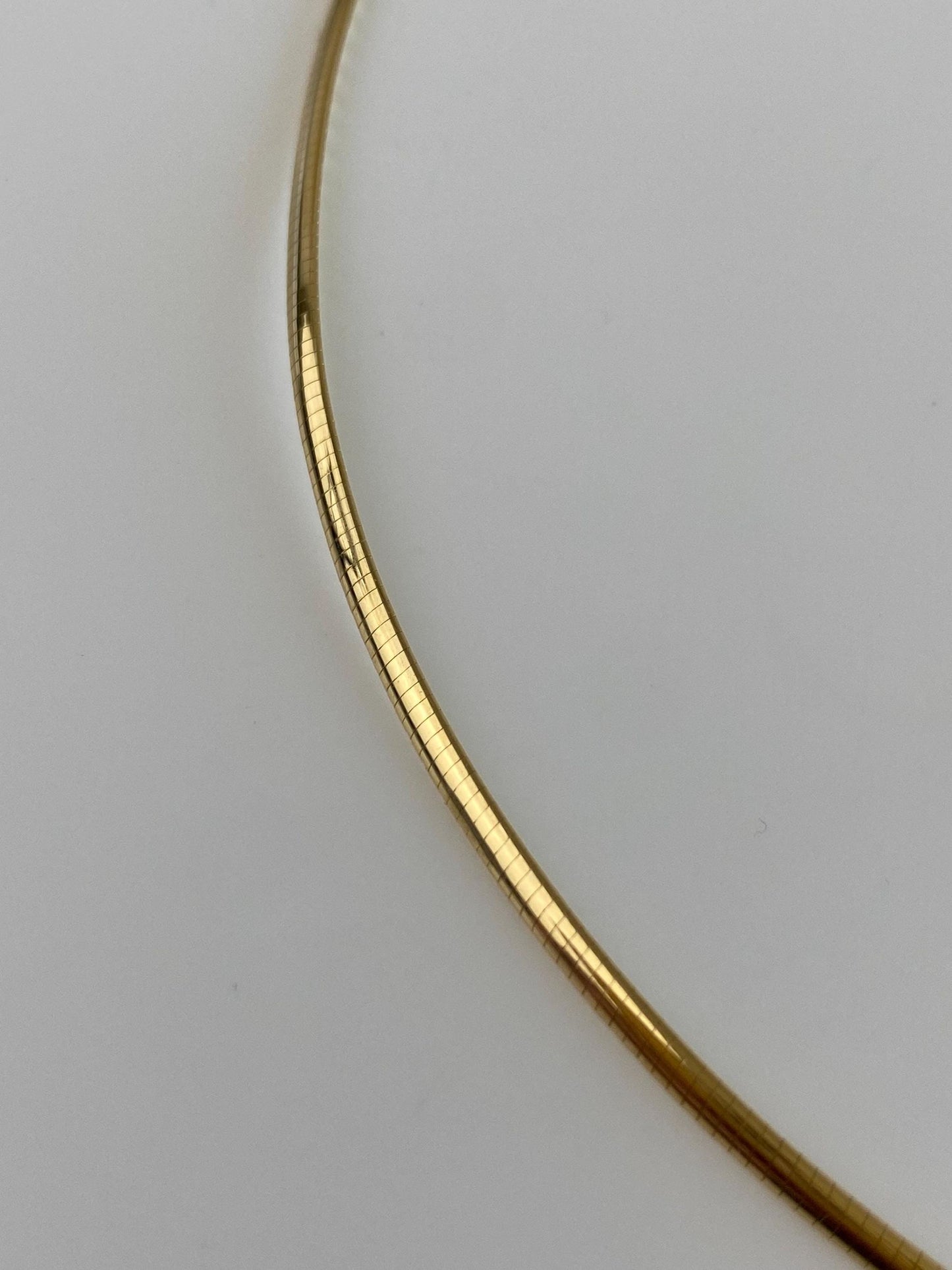 Vintage Solid 18k Yellow Gold Slim Omega Chain Necklace - 16.5 inches