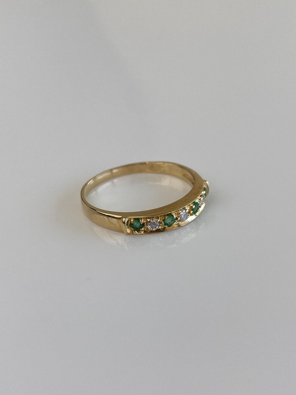 Vintage Solid 14k Yellow Gold Diamond Emerald Ring Band - Size 6.5