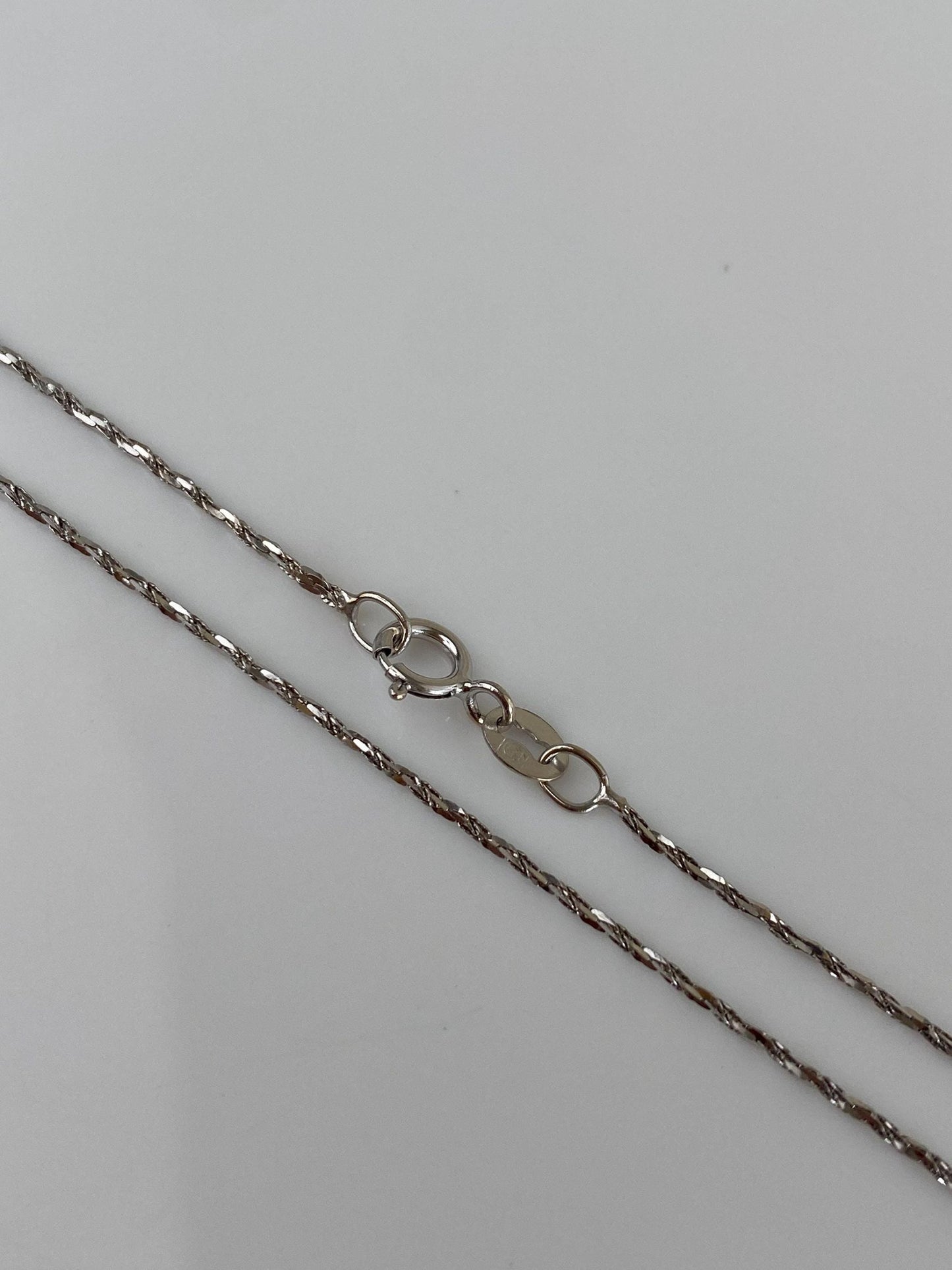 Vintage Solid 18k White Gold Twist Chain Necklace - 18 inches