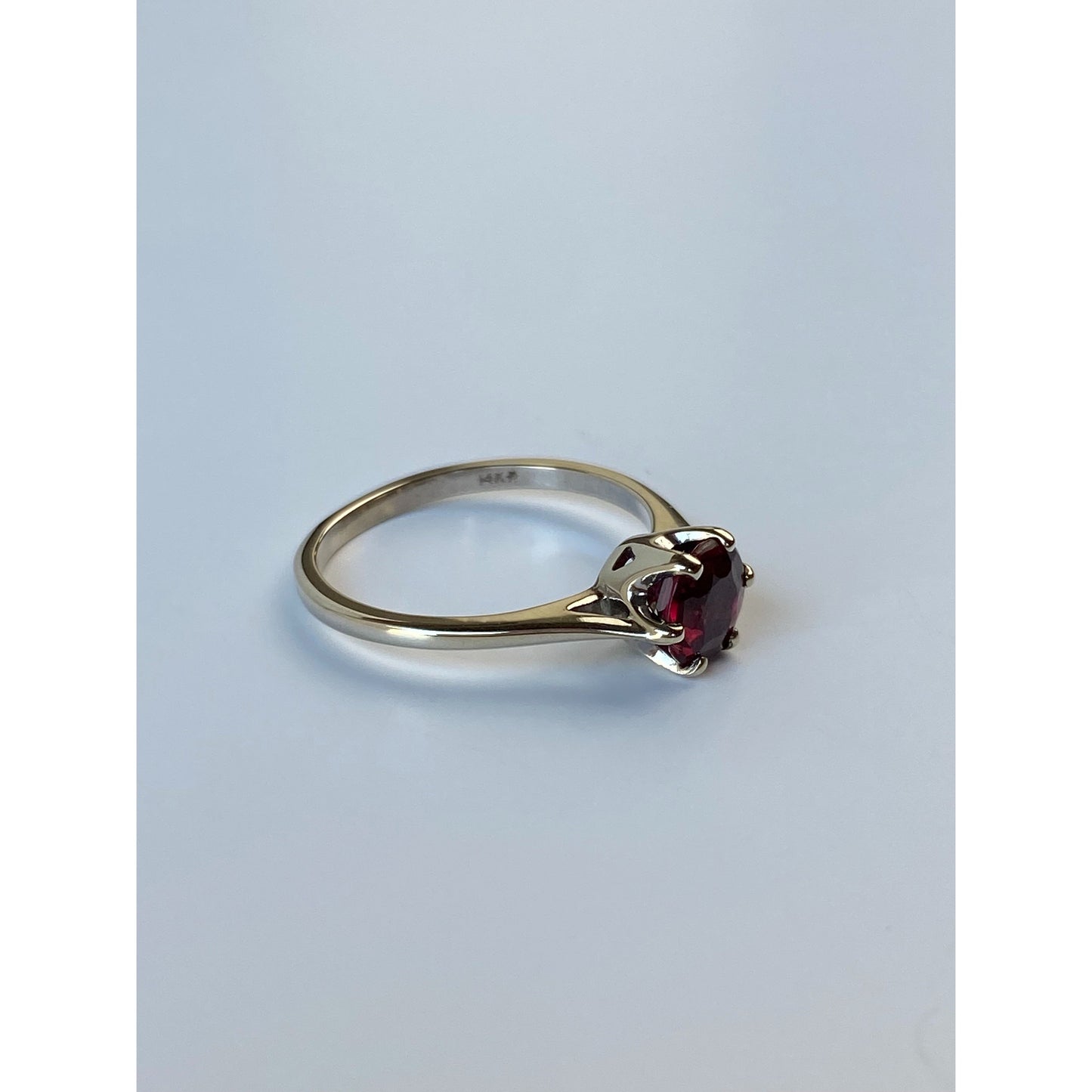 Vintage Solid 14k White Gold Garnet Ring - Size 6