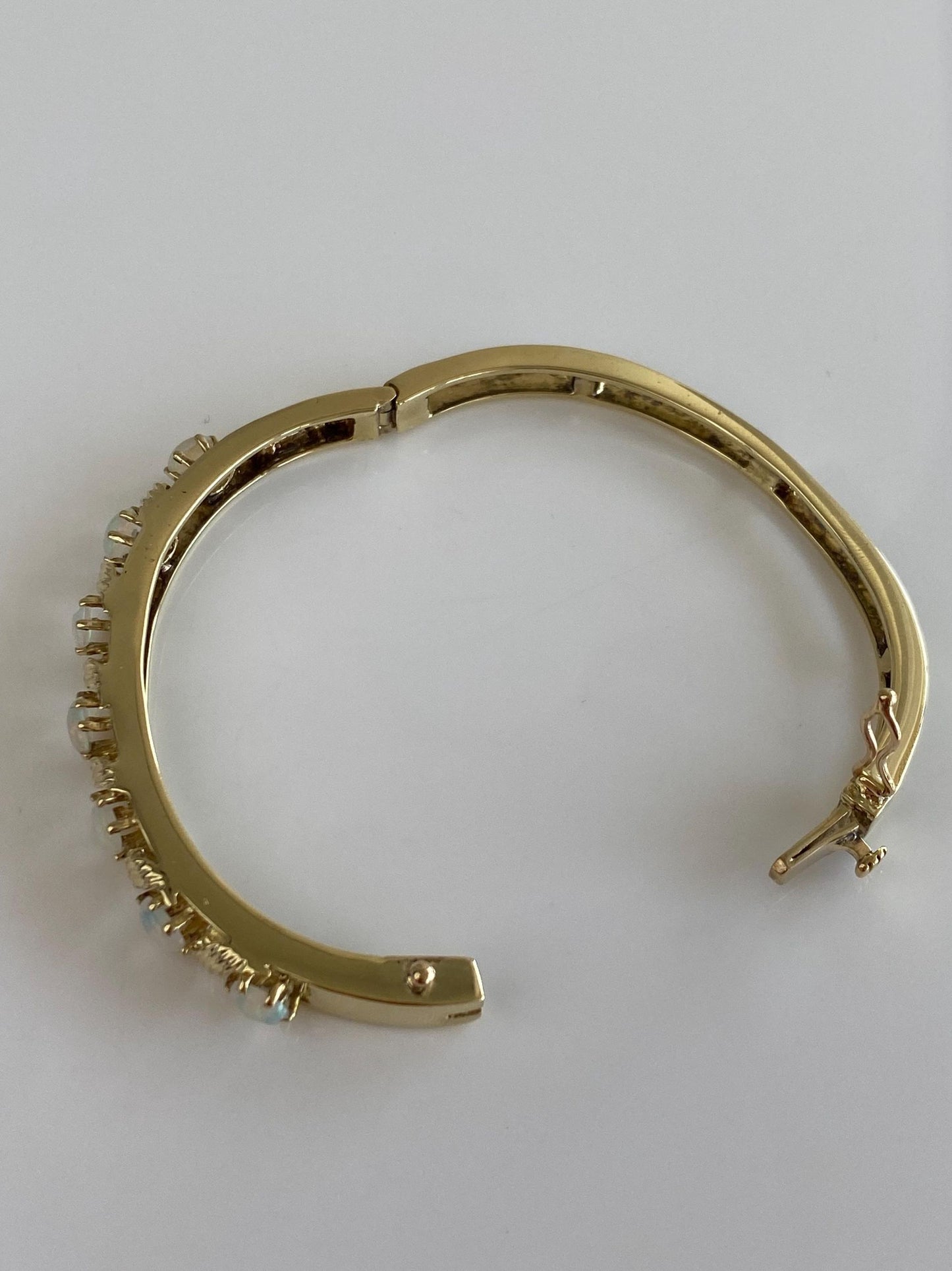 Vintage Solid 14k Yellow Gold Opal Bangle Bracelet - 6 1/4 Inches