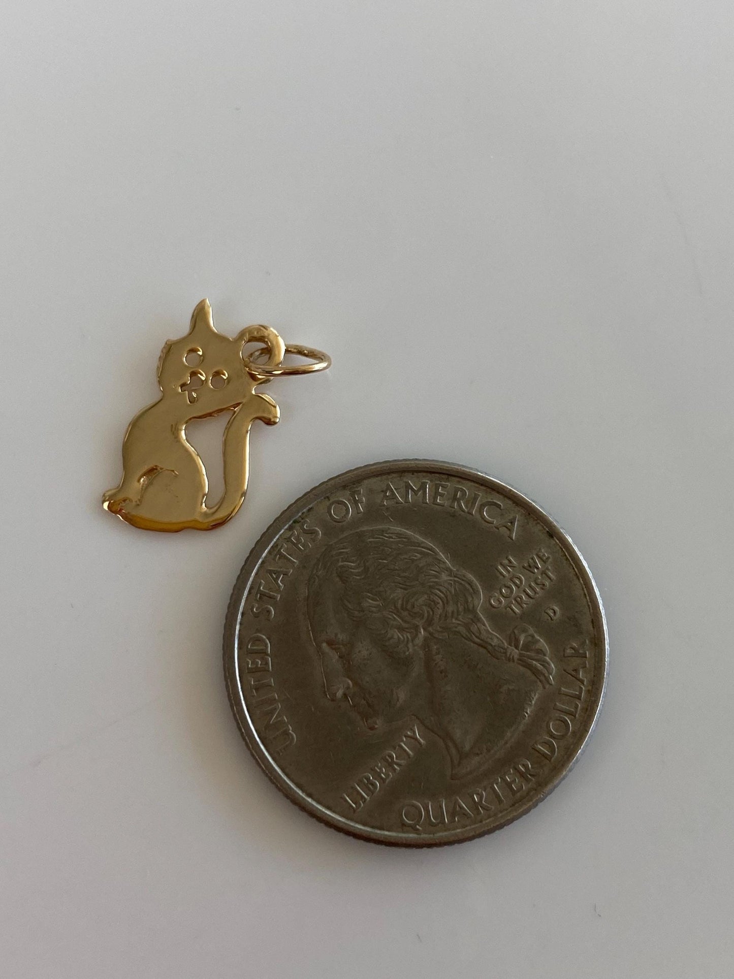 Vintage Solid 14k Yellow Gold Cat Charm